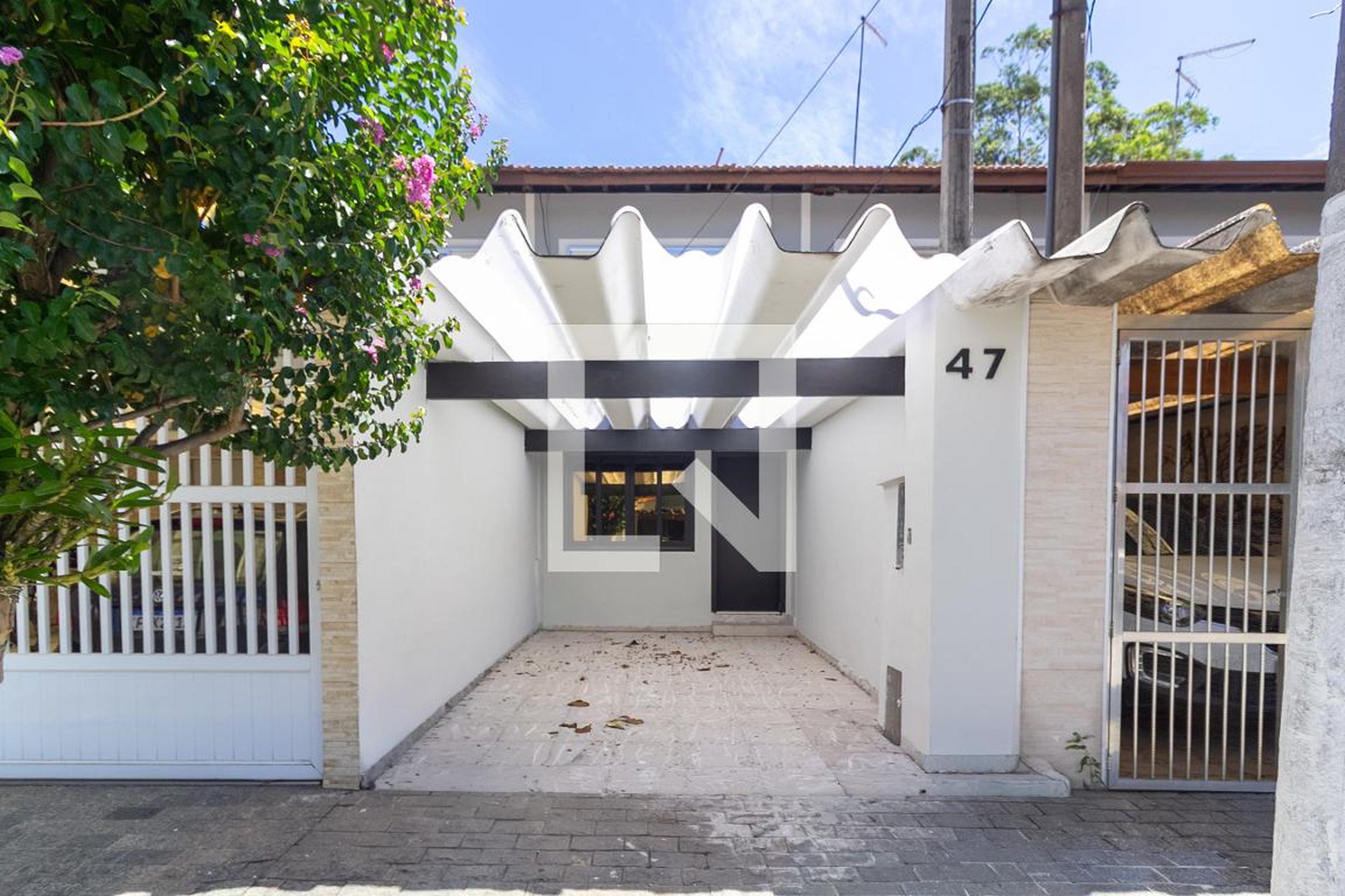 Fachada Edifício Village Del Rey