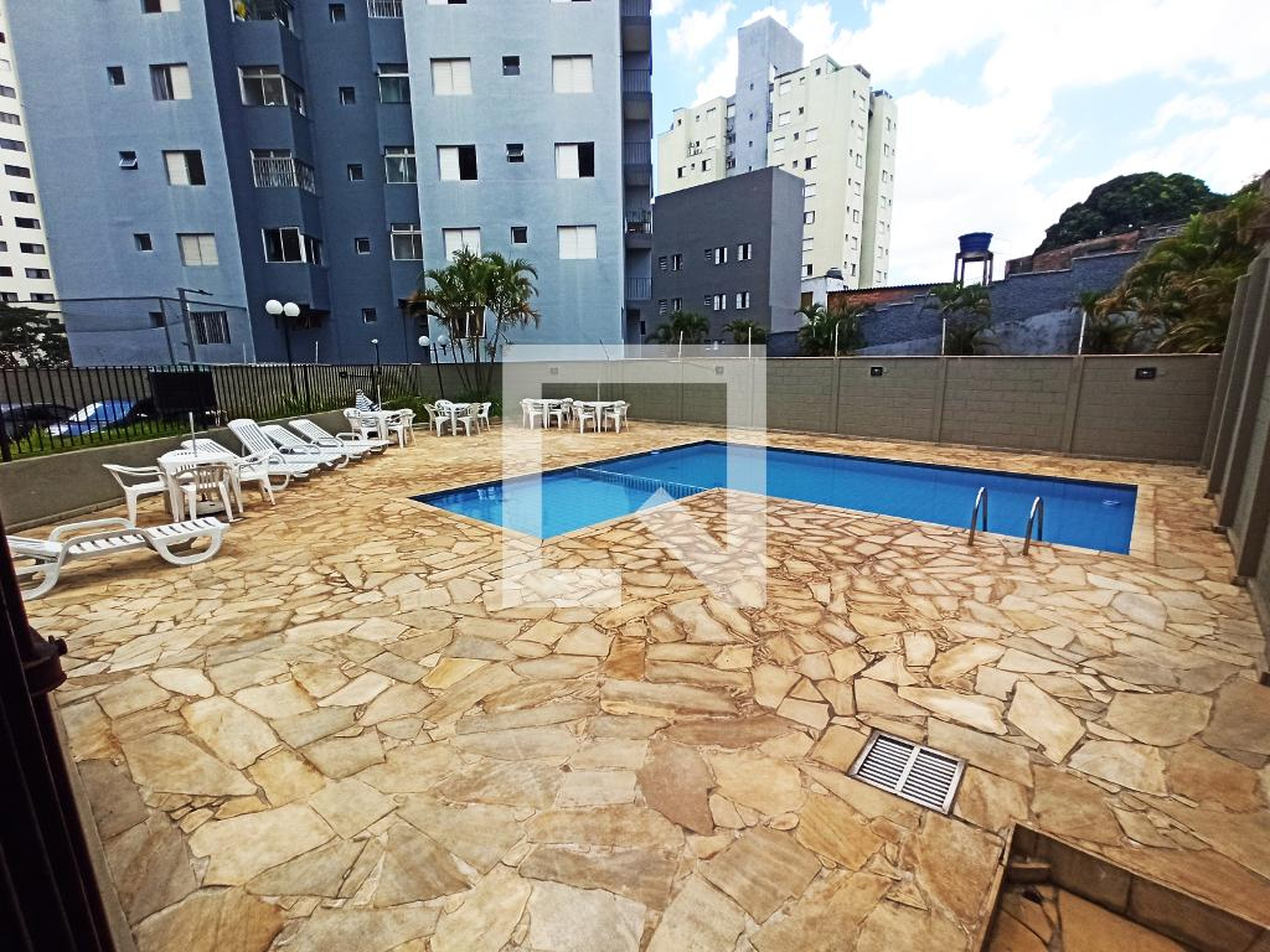 Piscina - Portal Anhangüera