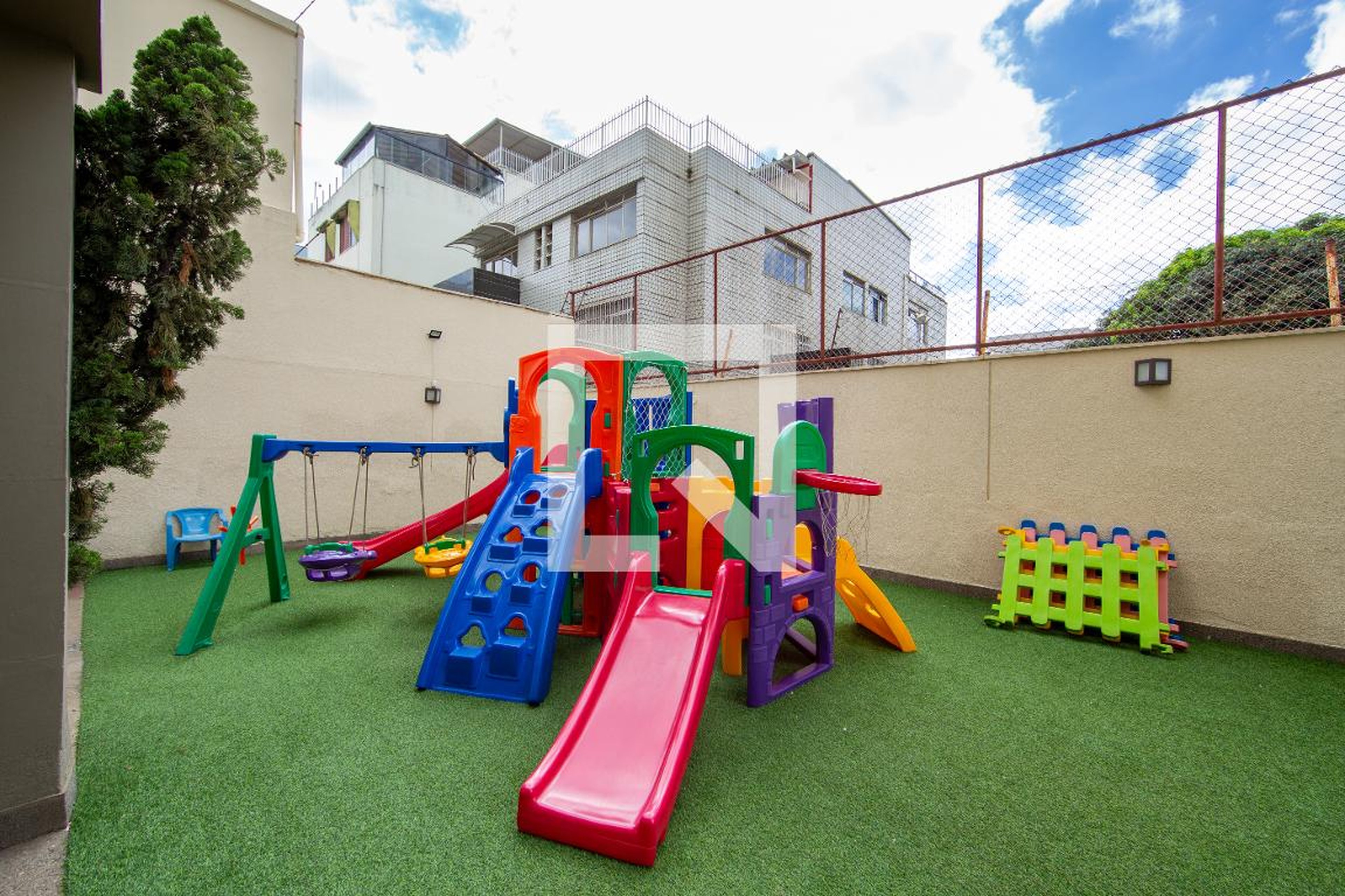 PLAYGROUND - Edifício Jayme Figueiredo