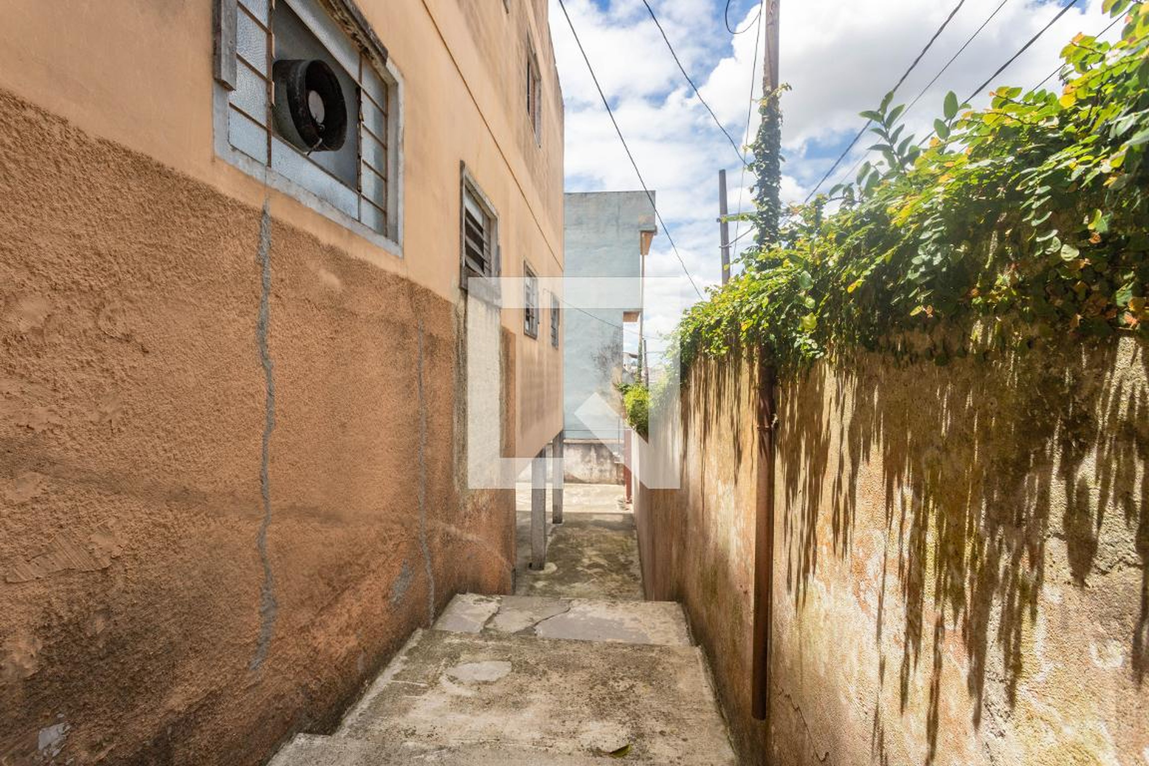 Área comum Condomínio em Rua Arlíndo Bétio, 53