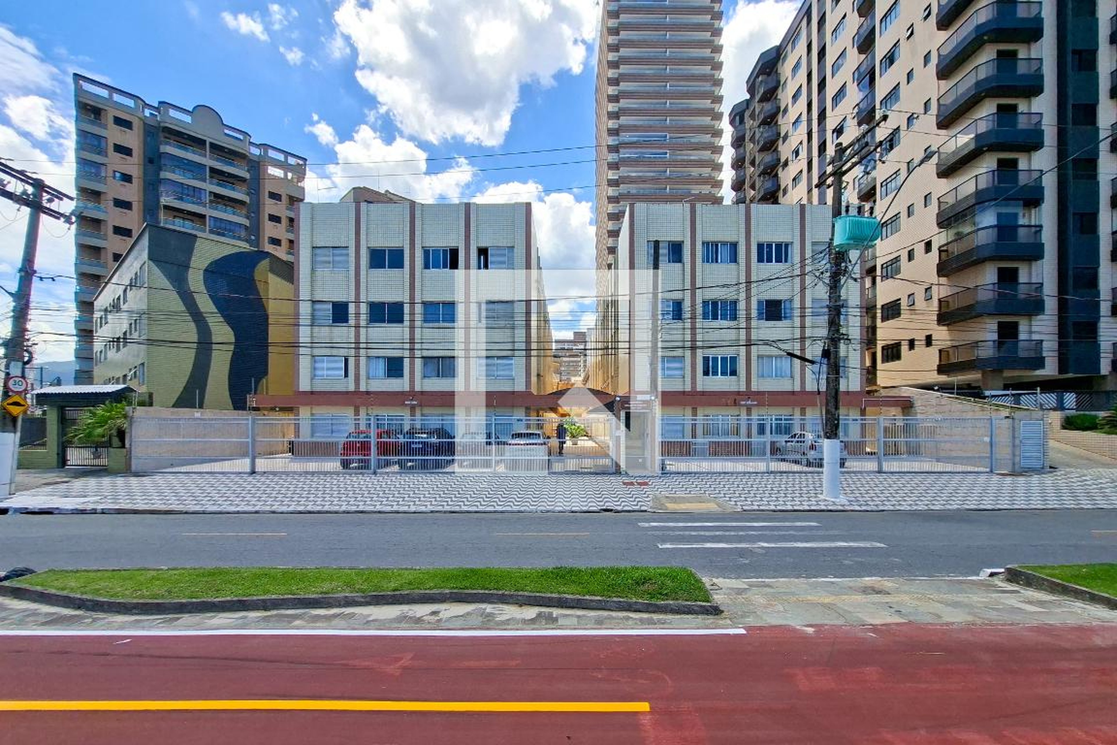 Fachada Condomínio em Avenida Presidente Castelo Branco, 13756