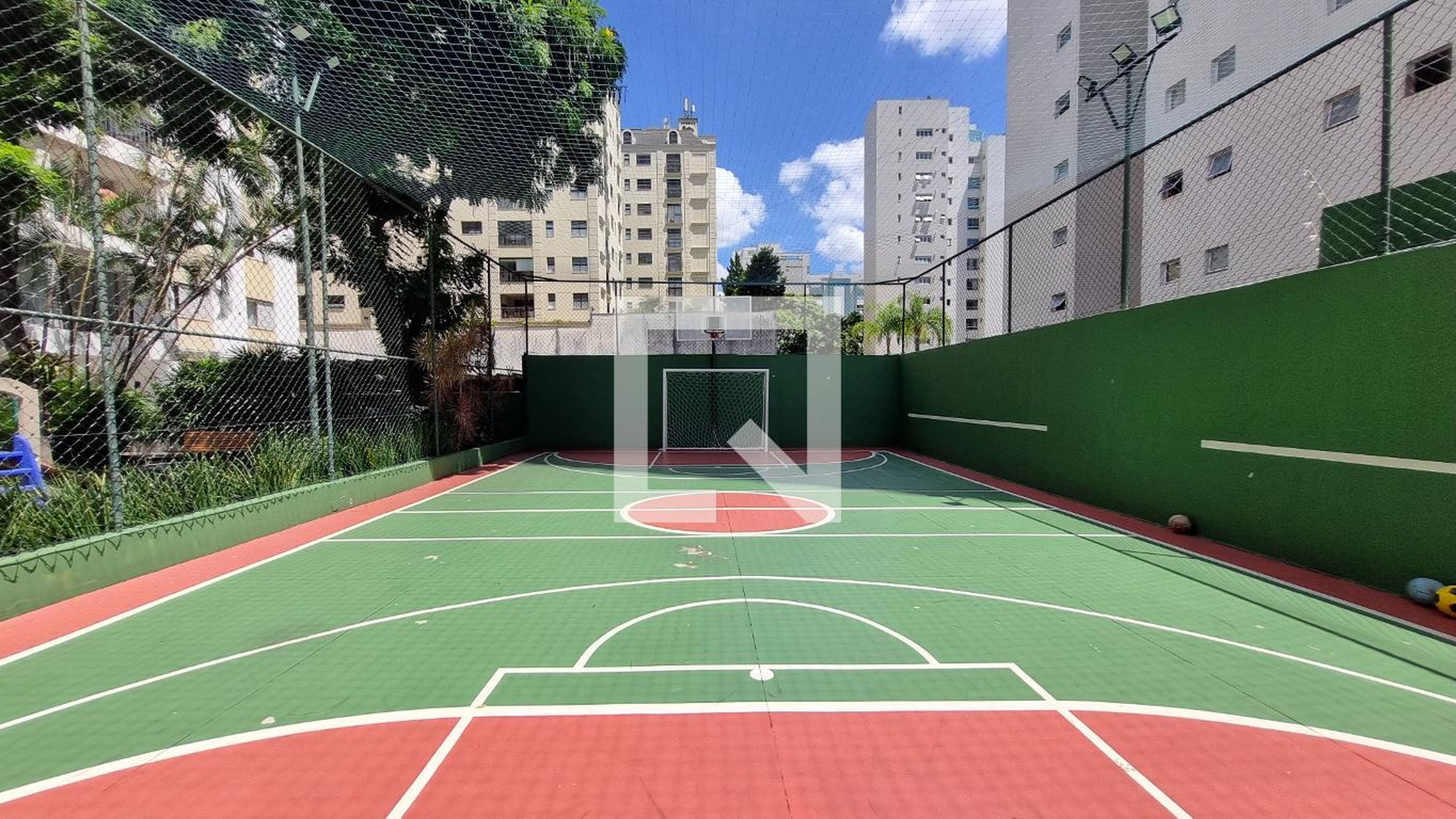 Quadra Esportiva - Edifícios Holbein Grunewald