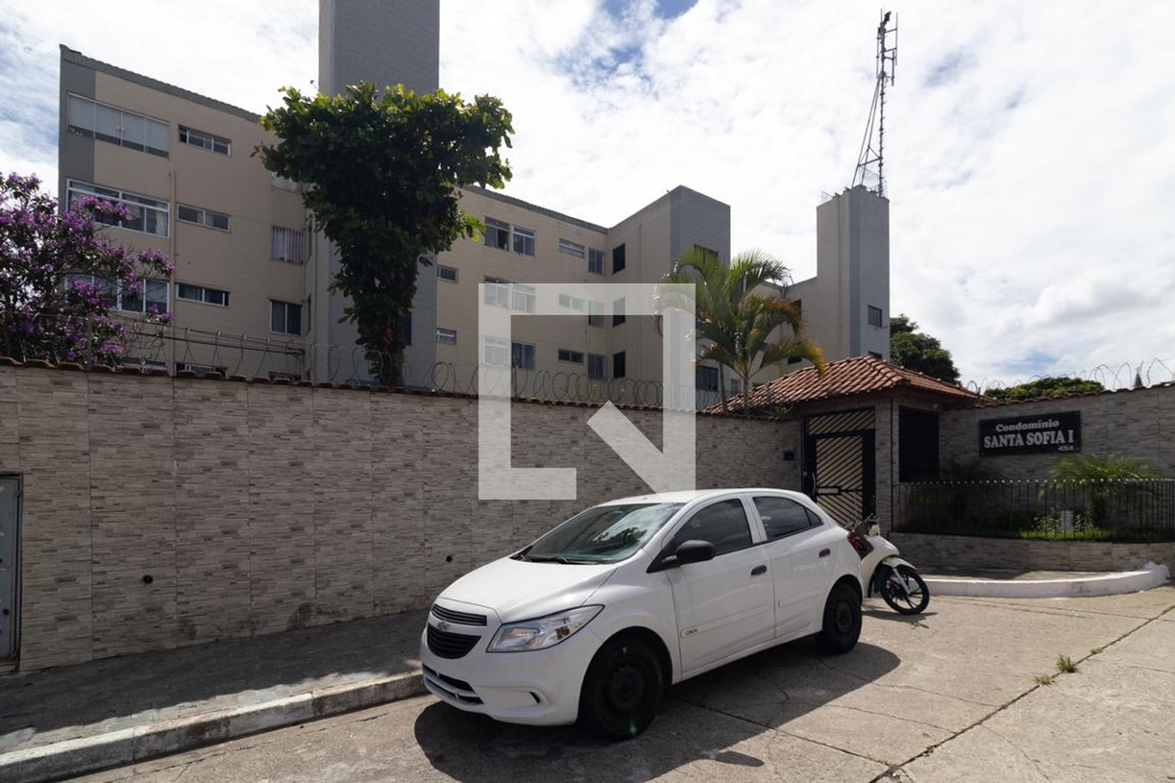 Fachada Condomínio Santa Sofia 1