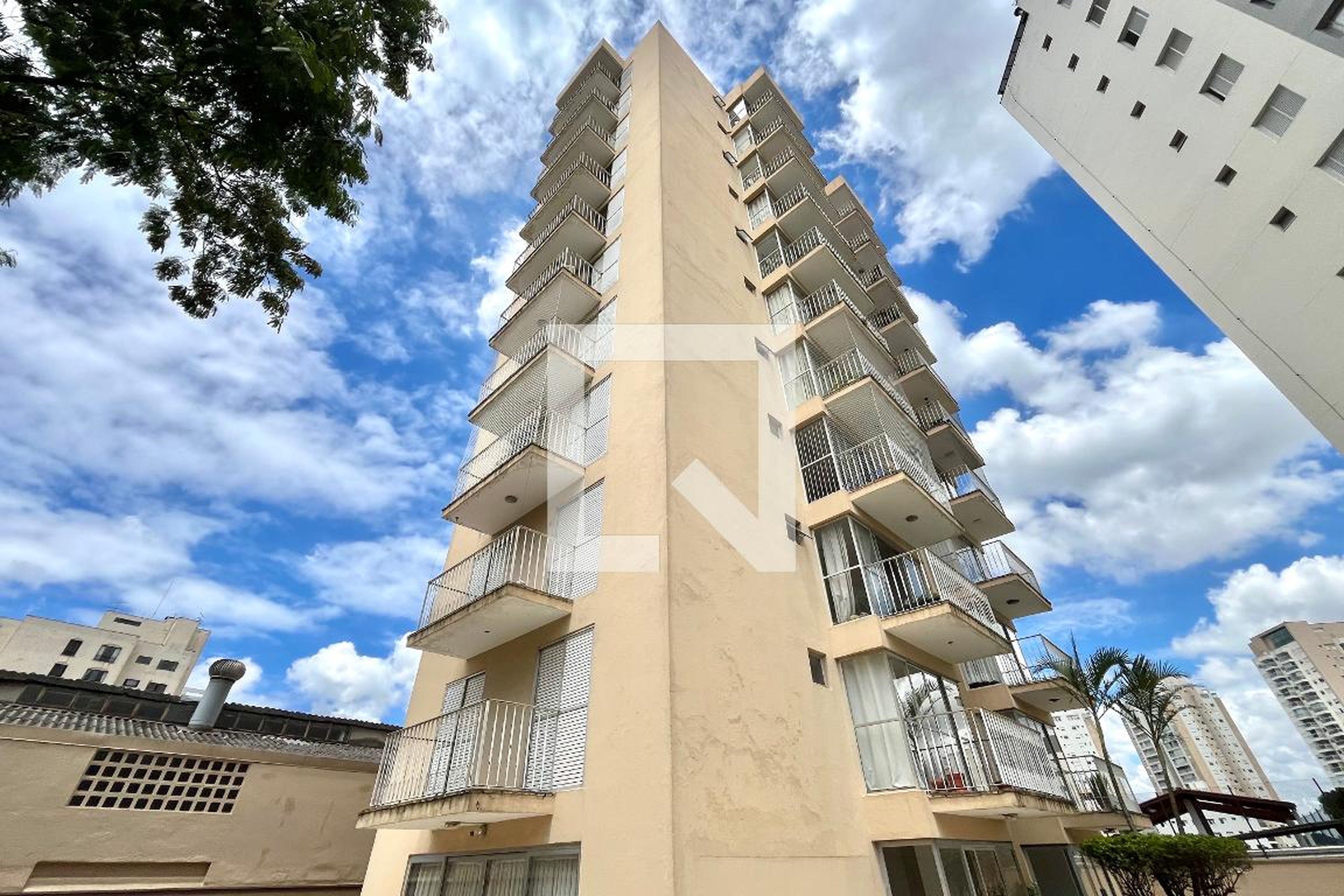 Fachada Condomínio Yone