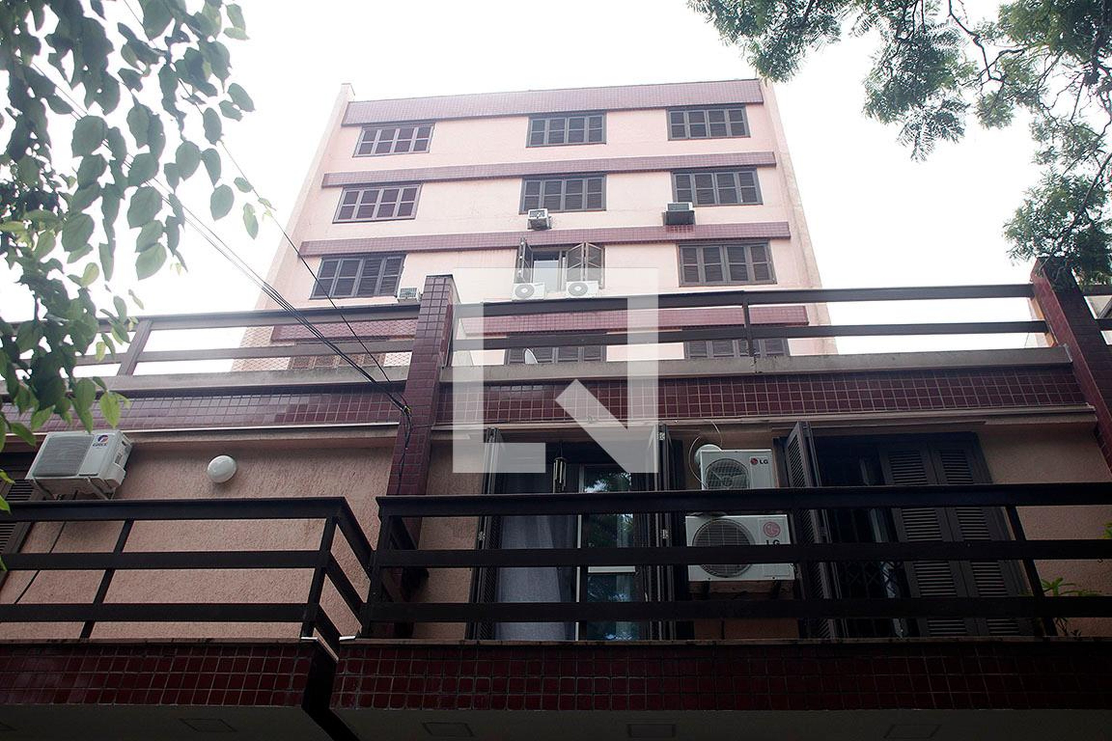 Fachada Condomínio em Rua Barão do Amazonas, 793