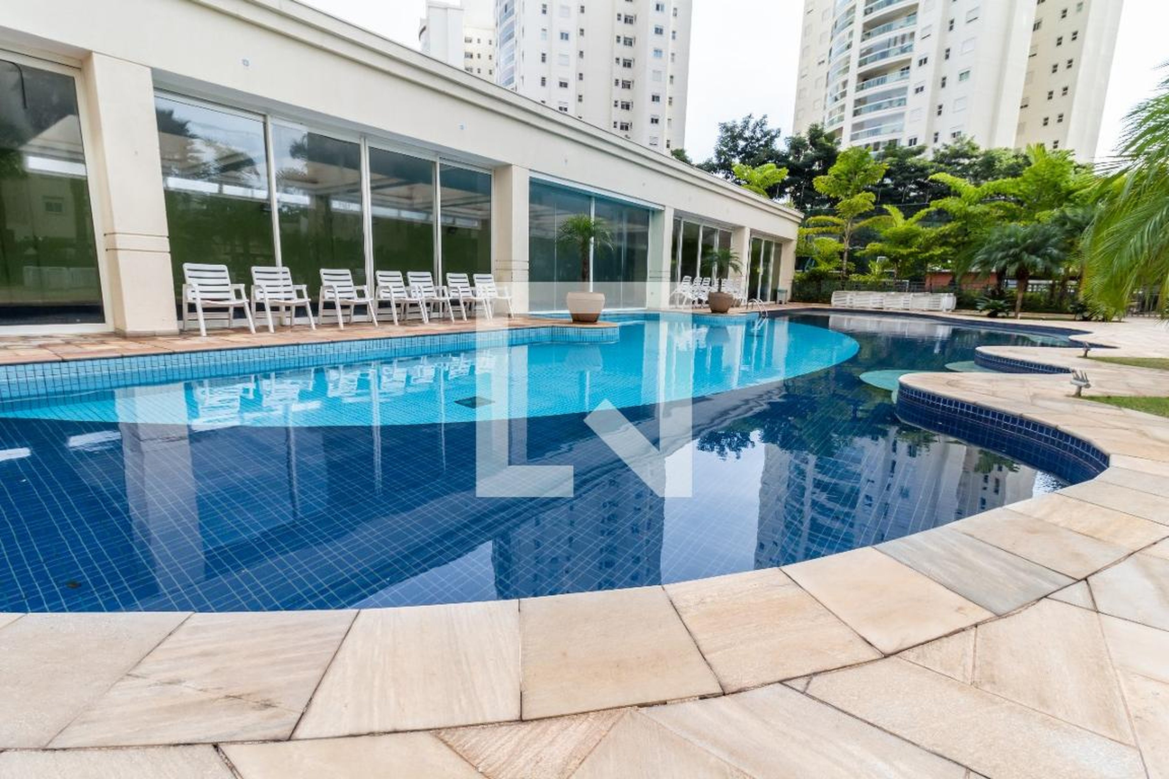 Piscina - Terraços Tamboré