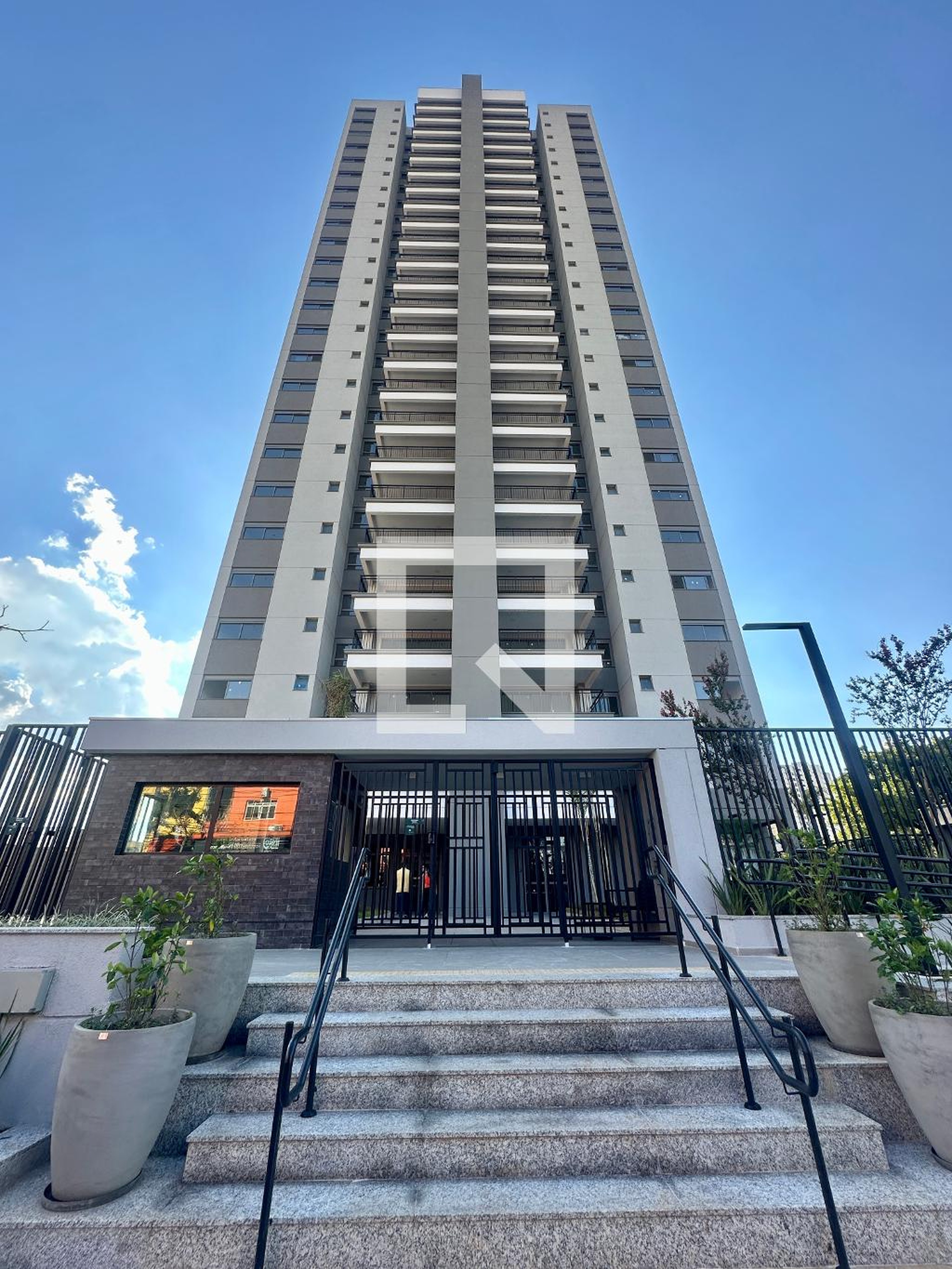 Fachada Condomínio Gran Maia Piazza