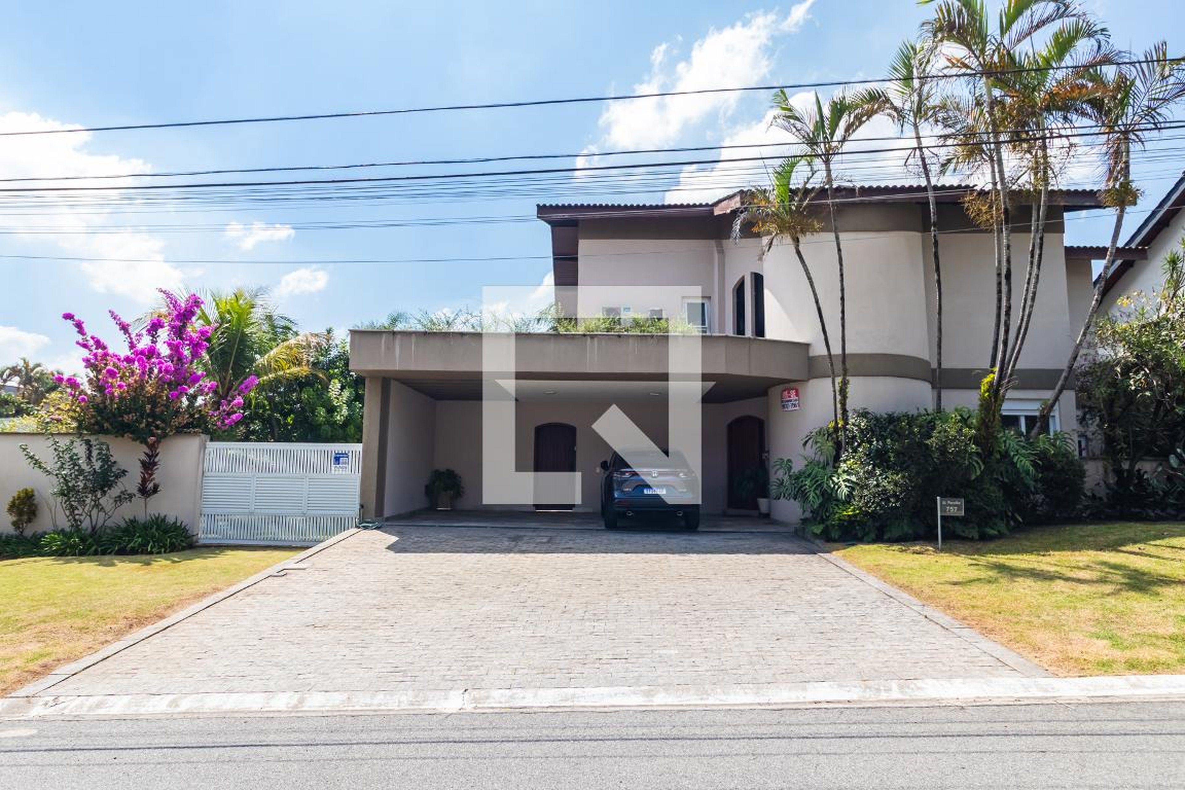 Fachada Condomínio Alphaville Residencial 3