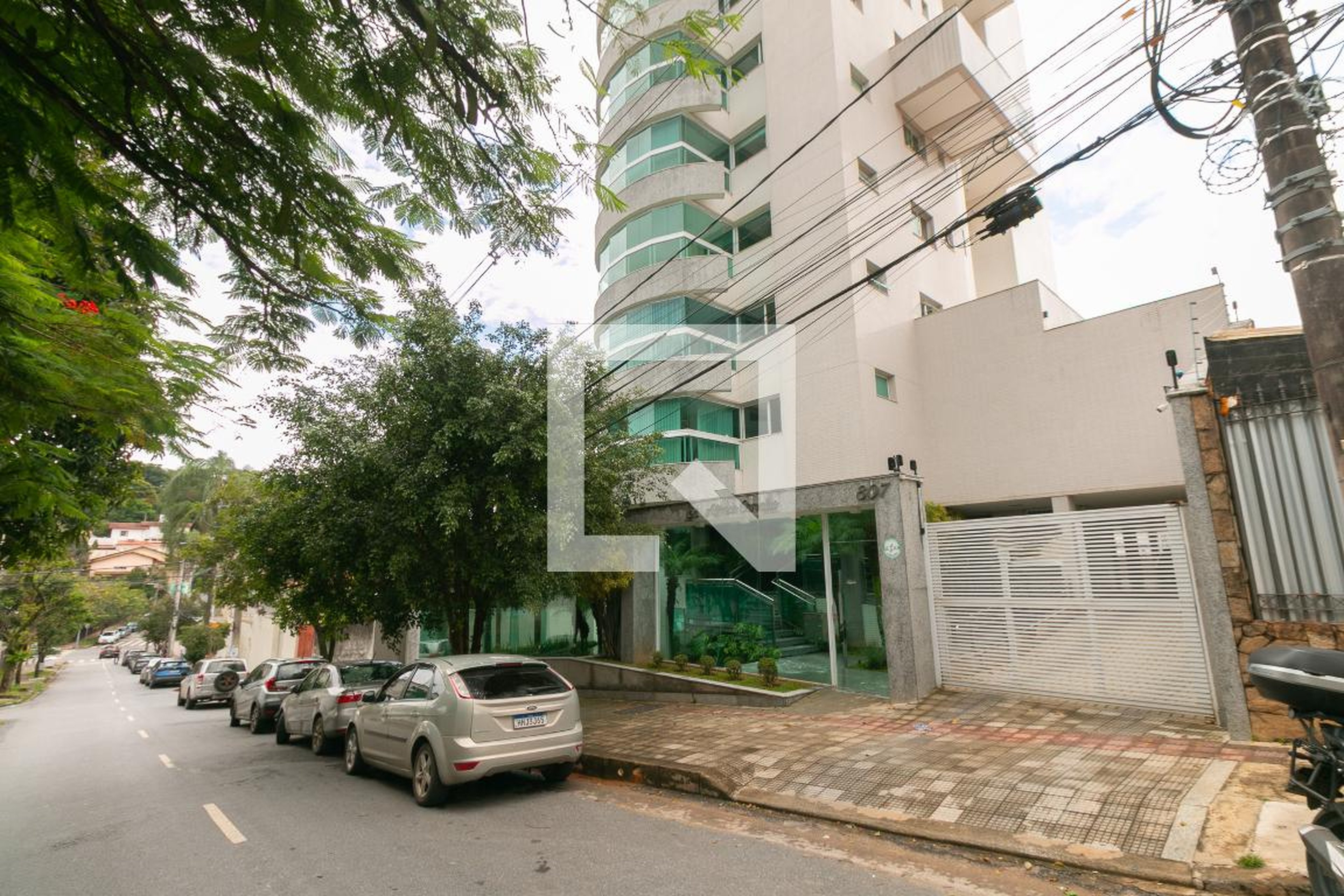 Fachada Condomínio em Alameda das Acácias, 807