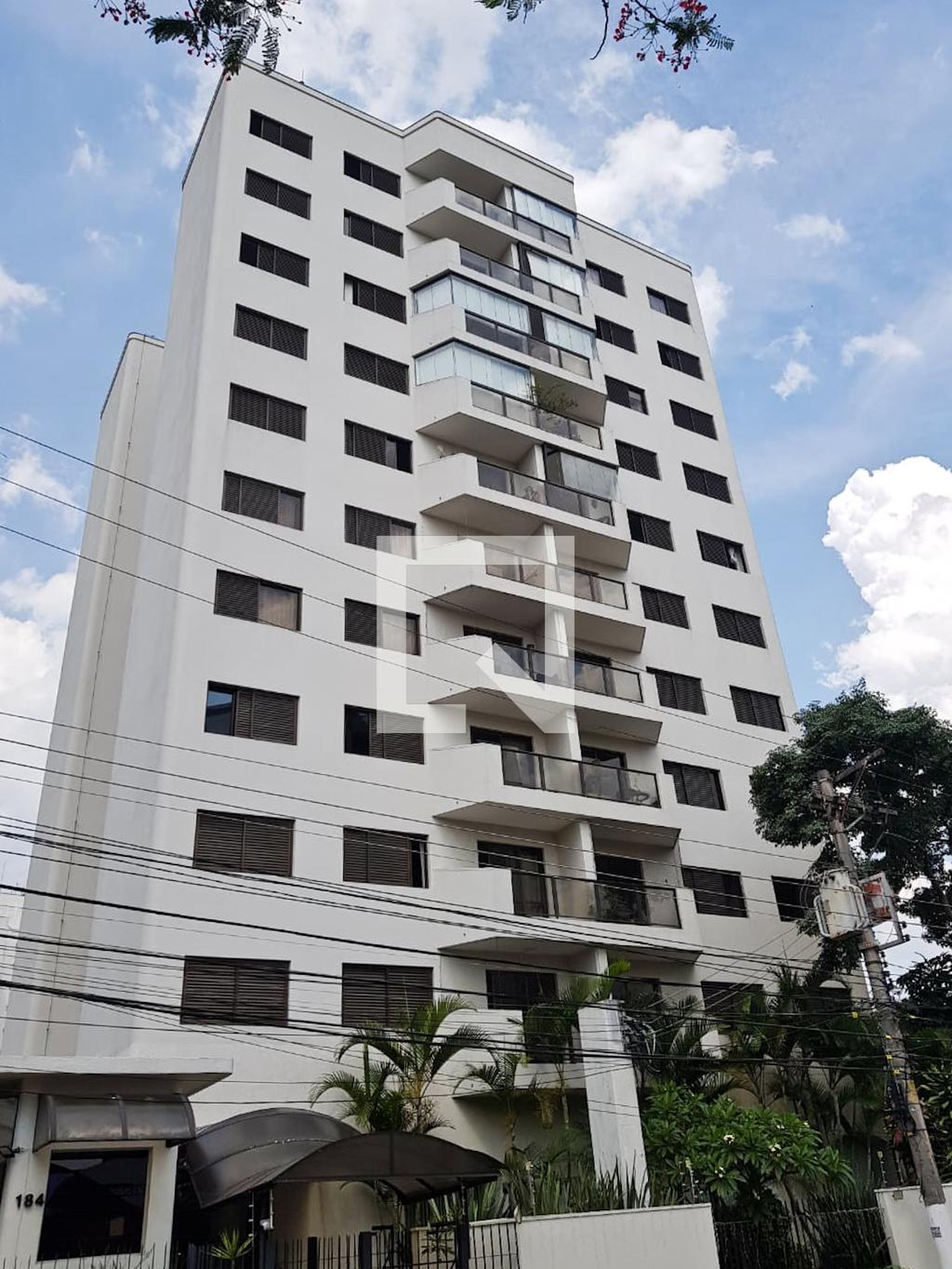 Fachada Condomínio Heliodora