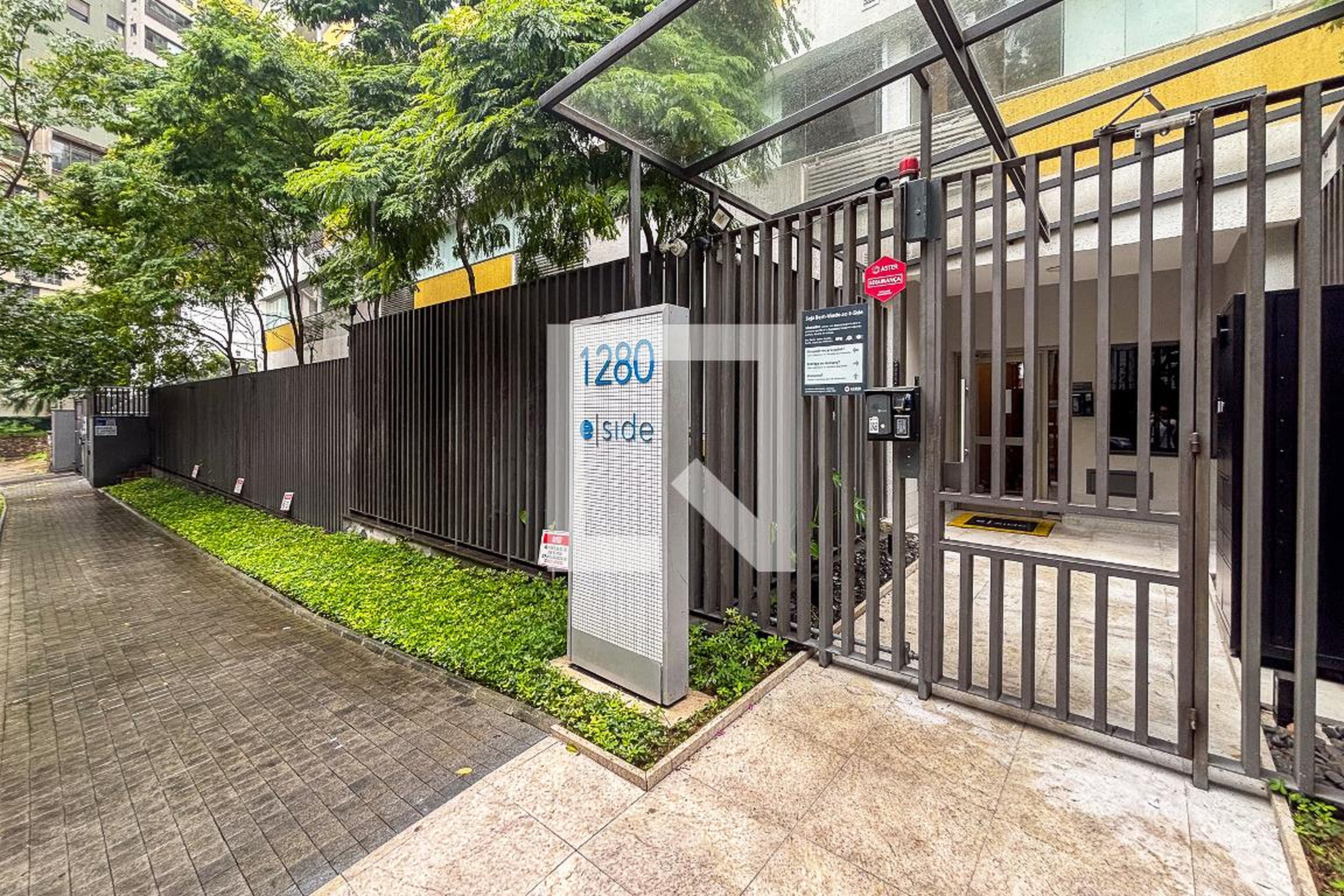 fachada do predio Condomínio Side