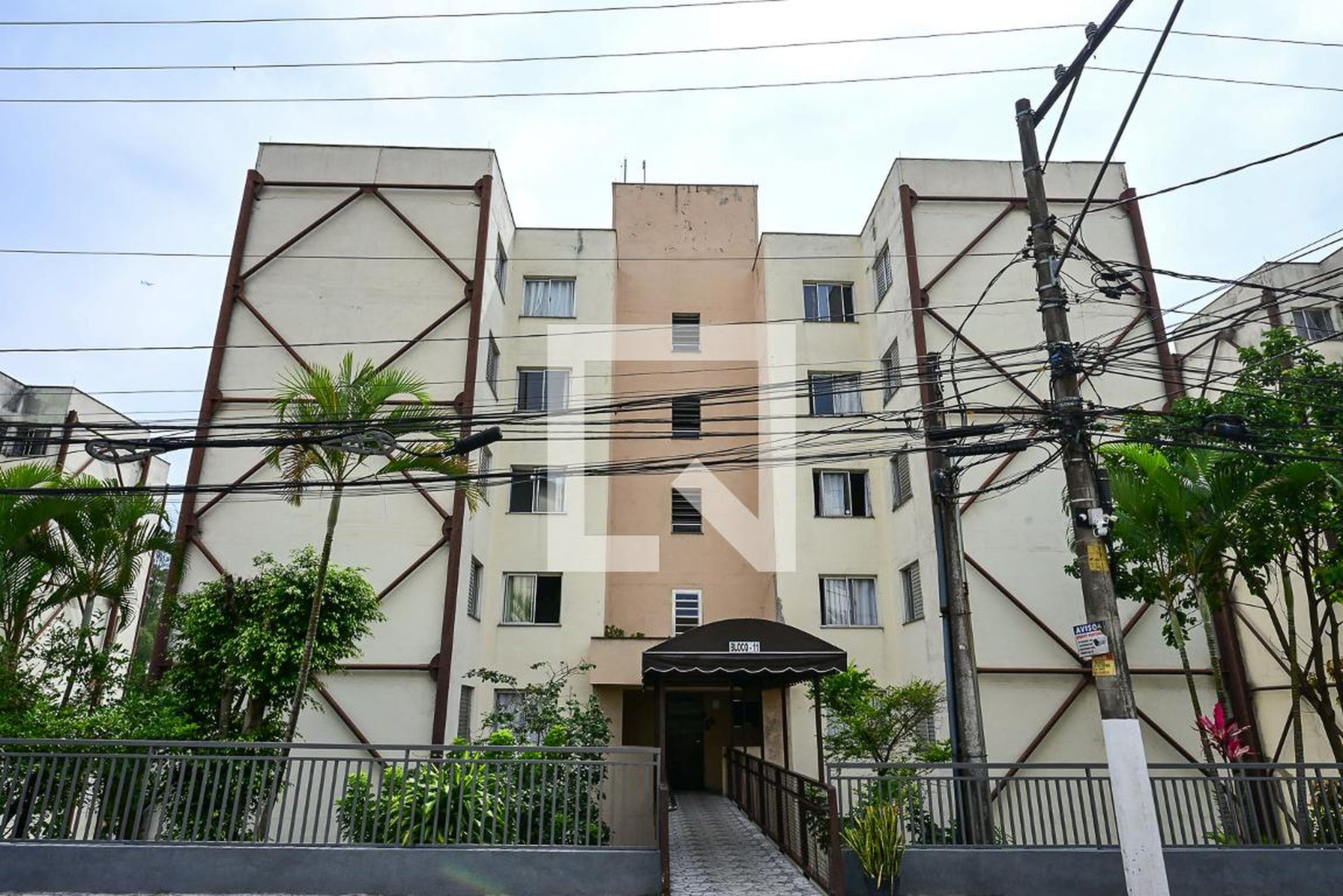 Fachada Condomínio em Avenida Circular, 113