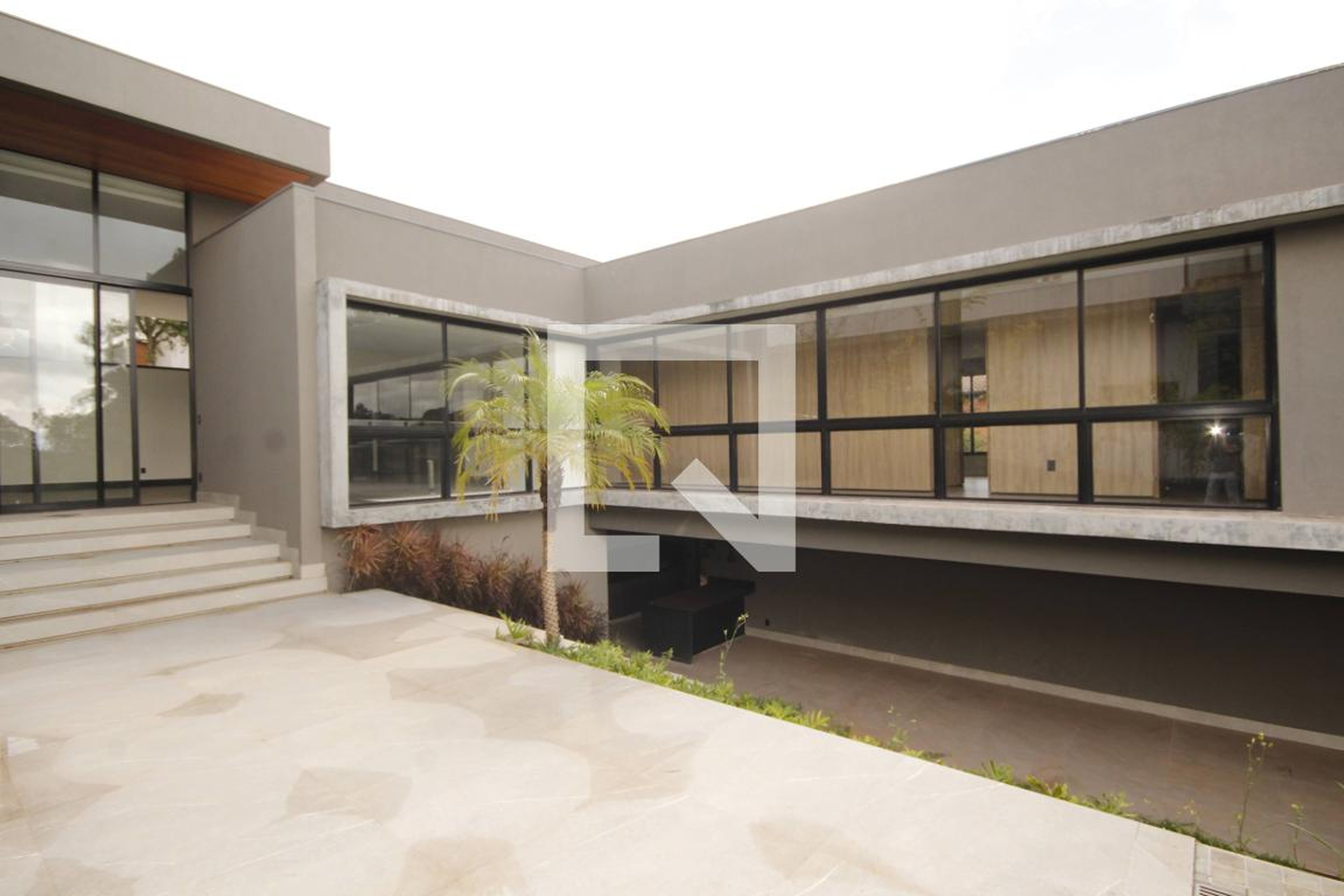 fachada Condomínio em Rua do Ouro, 45