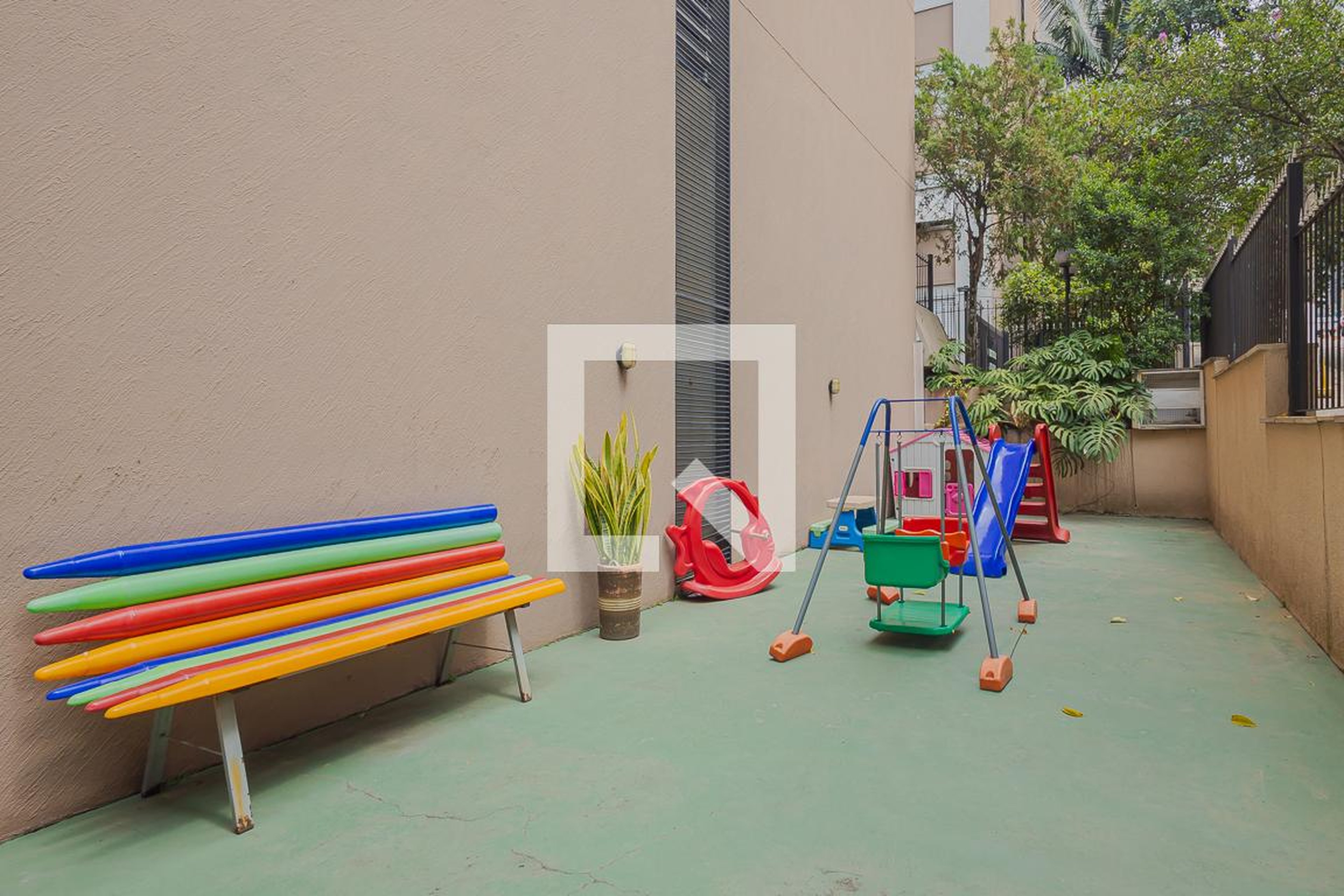 Playground - Edifício Capote Valente