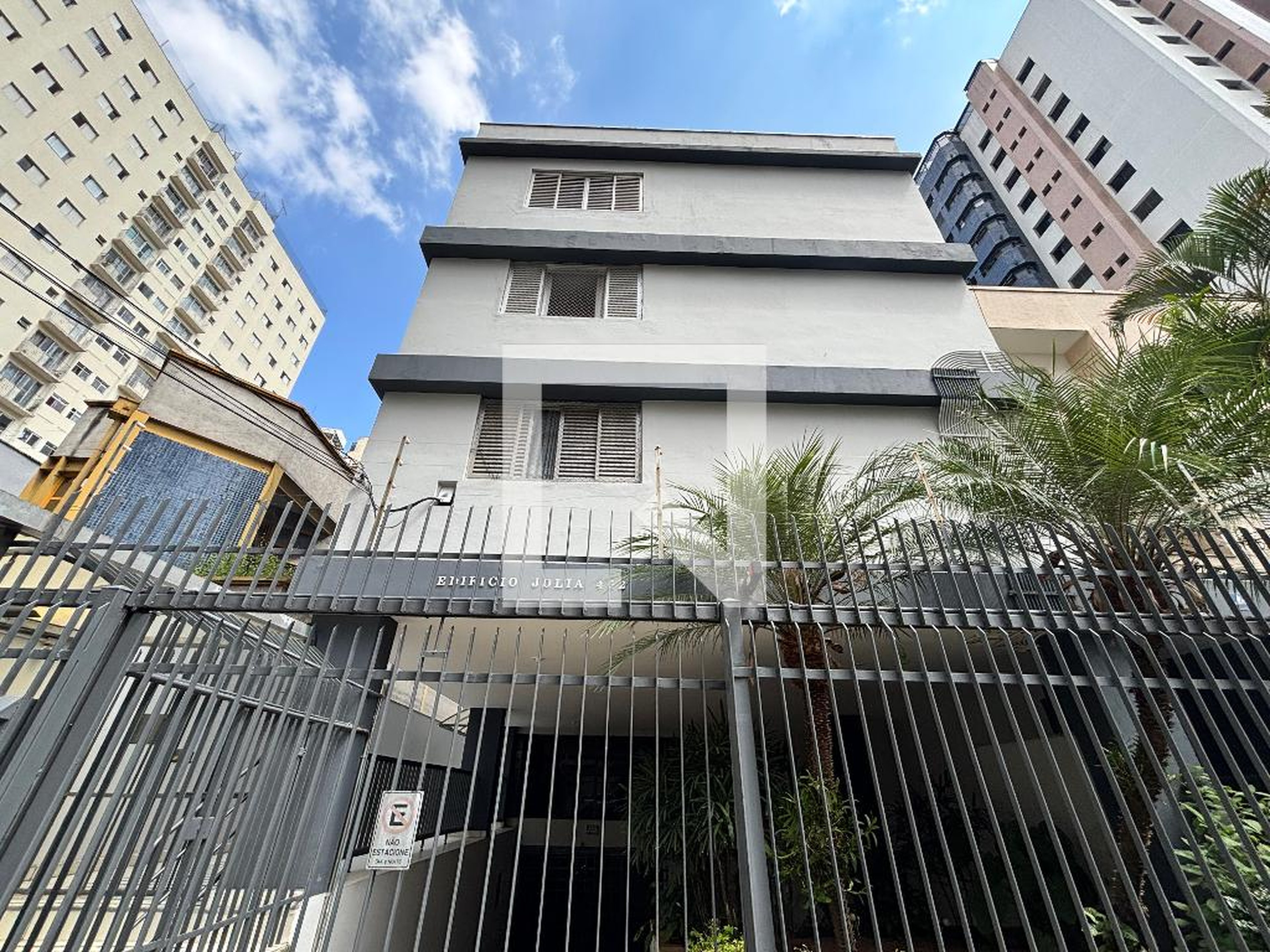 Fachada Condomínio em Rua Paracatu, 462