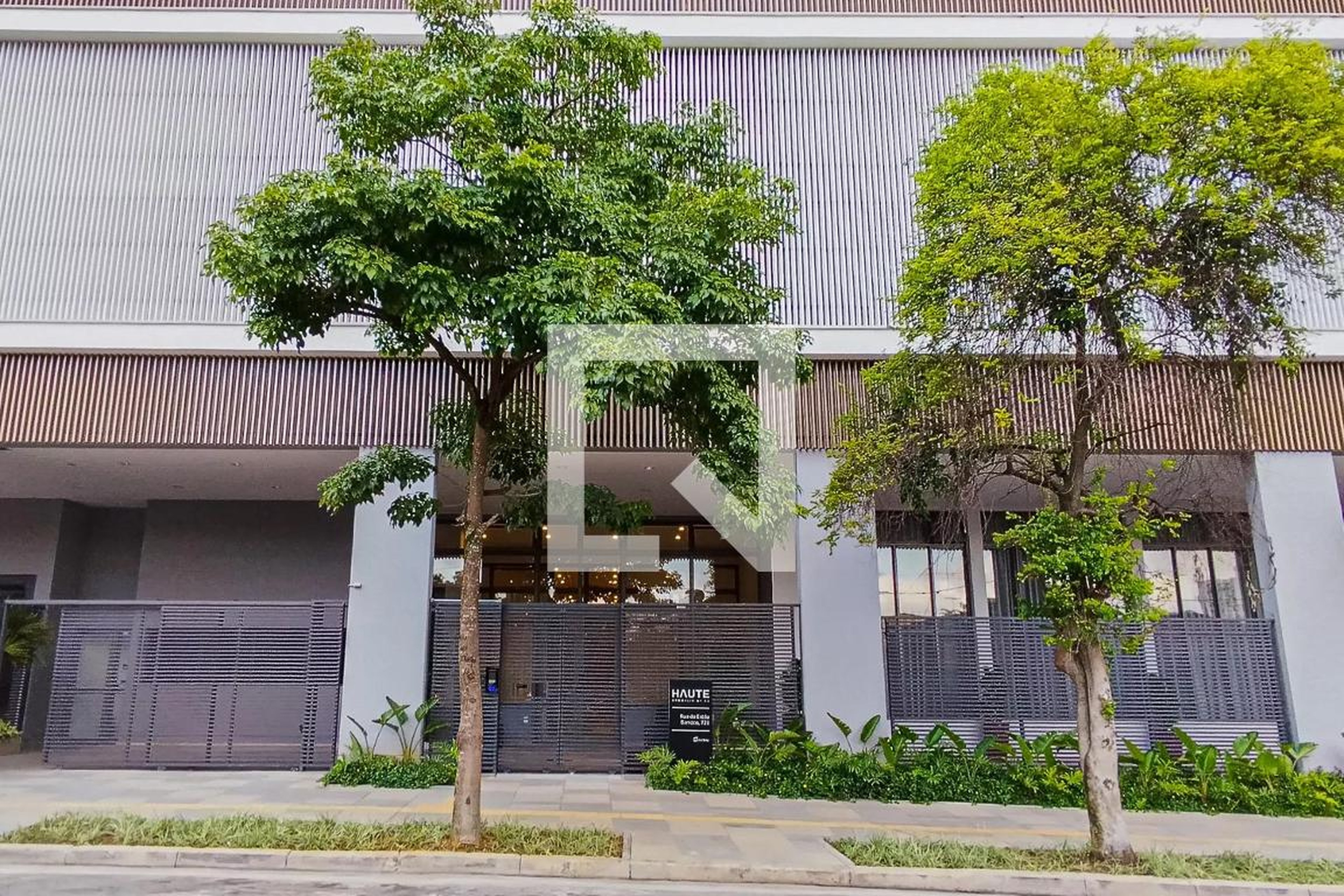 Fachada Condomínio Haute Hub Brooklin