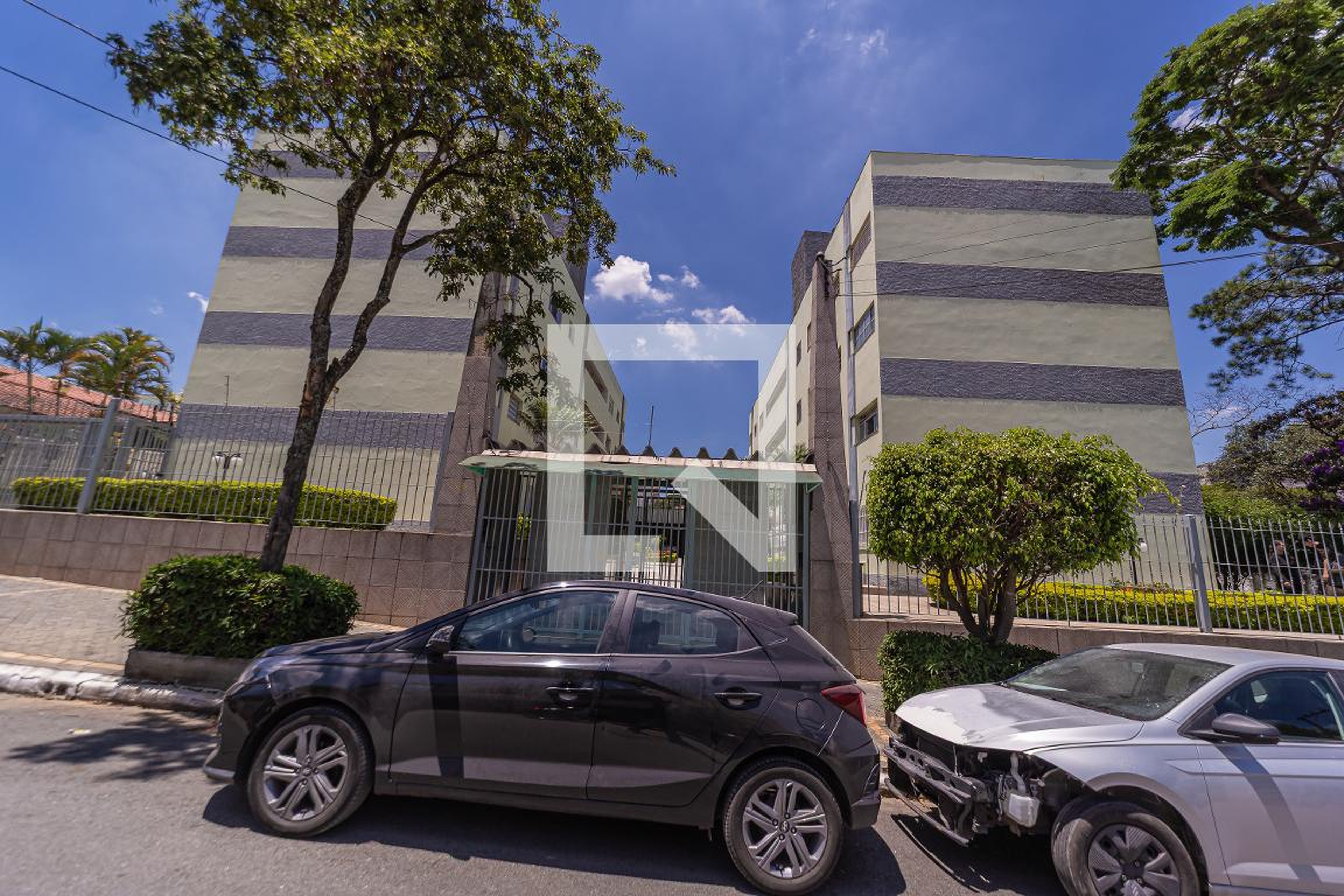 Fachada Condomínio em Rua Nhatumani, 394