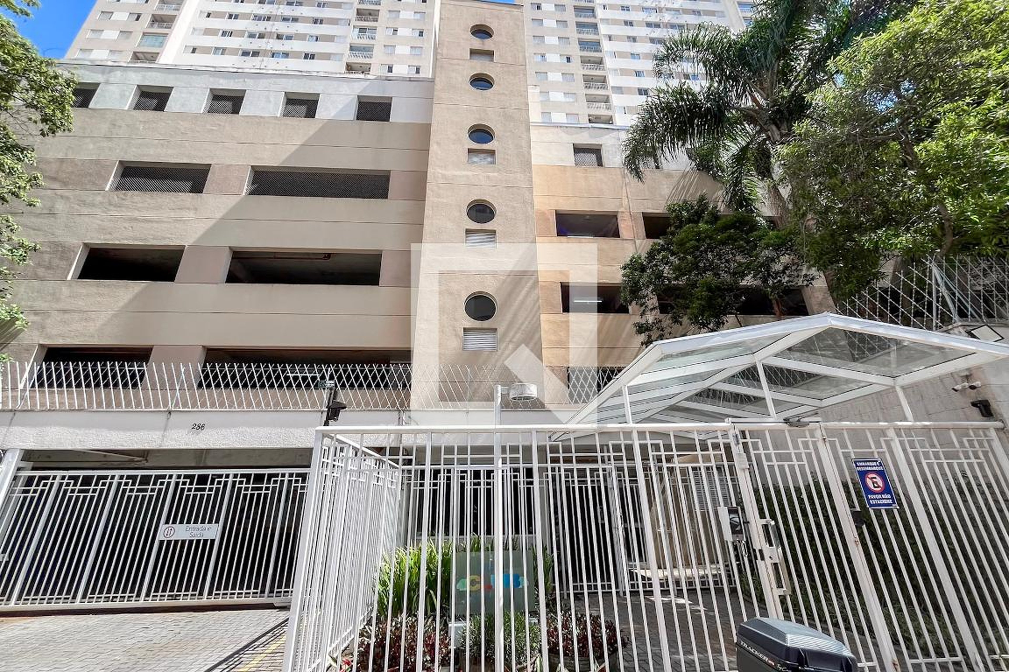 Fachada Condomínio Grand Club Jardim Botanico