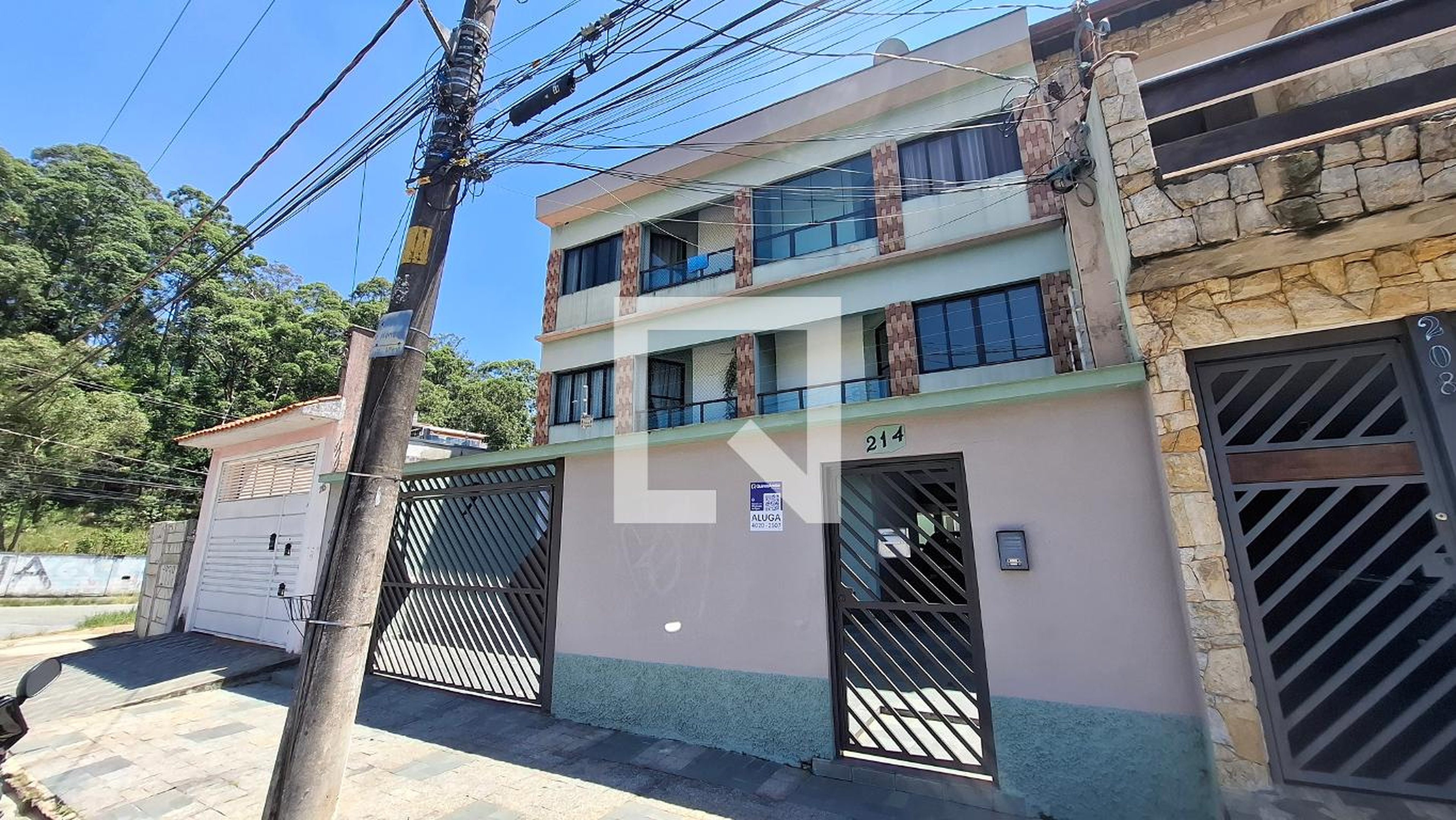 Fachada Condomínio em Rua Antônio Mônaco, 214