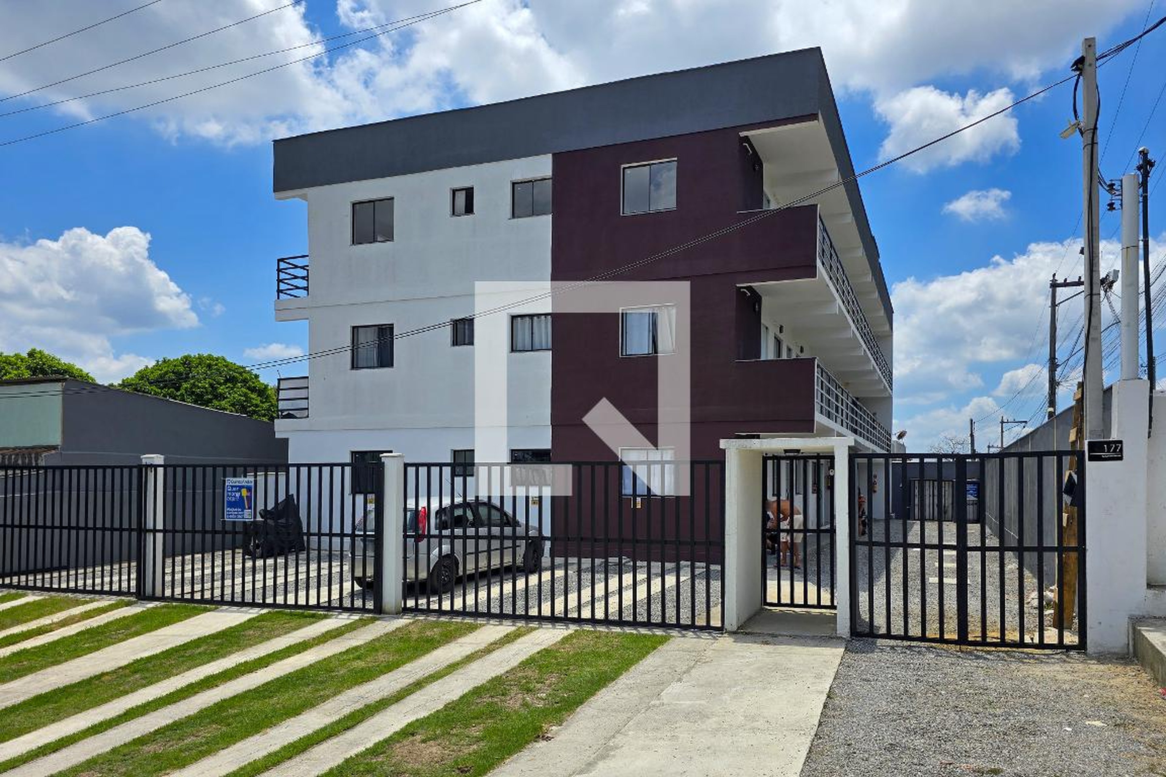 Fachada do Prédio Condomínio em Rua André Dasieux, 177
