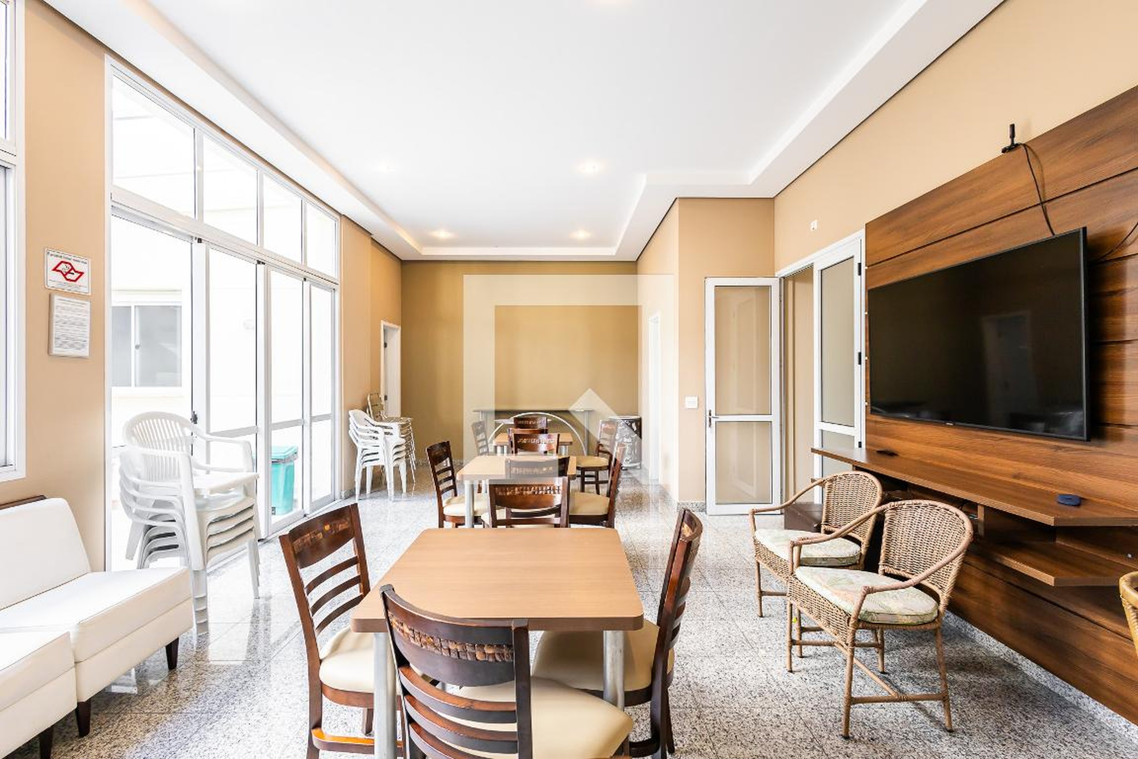 Salão de Festas - Edifício Casa dos Pinheiros