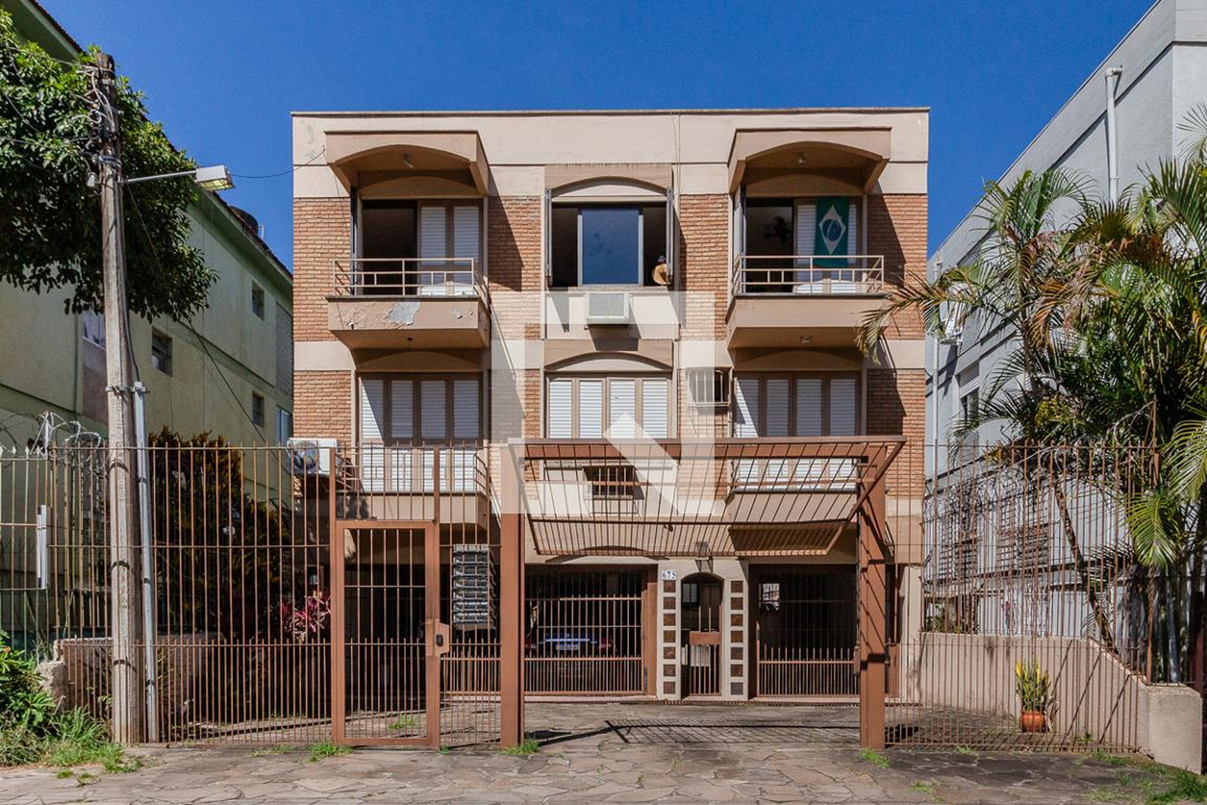 Fachada Condomínio em Avenida Capivari, 675