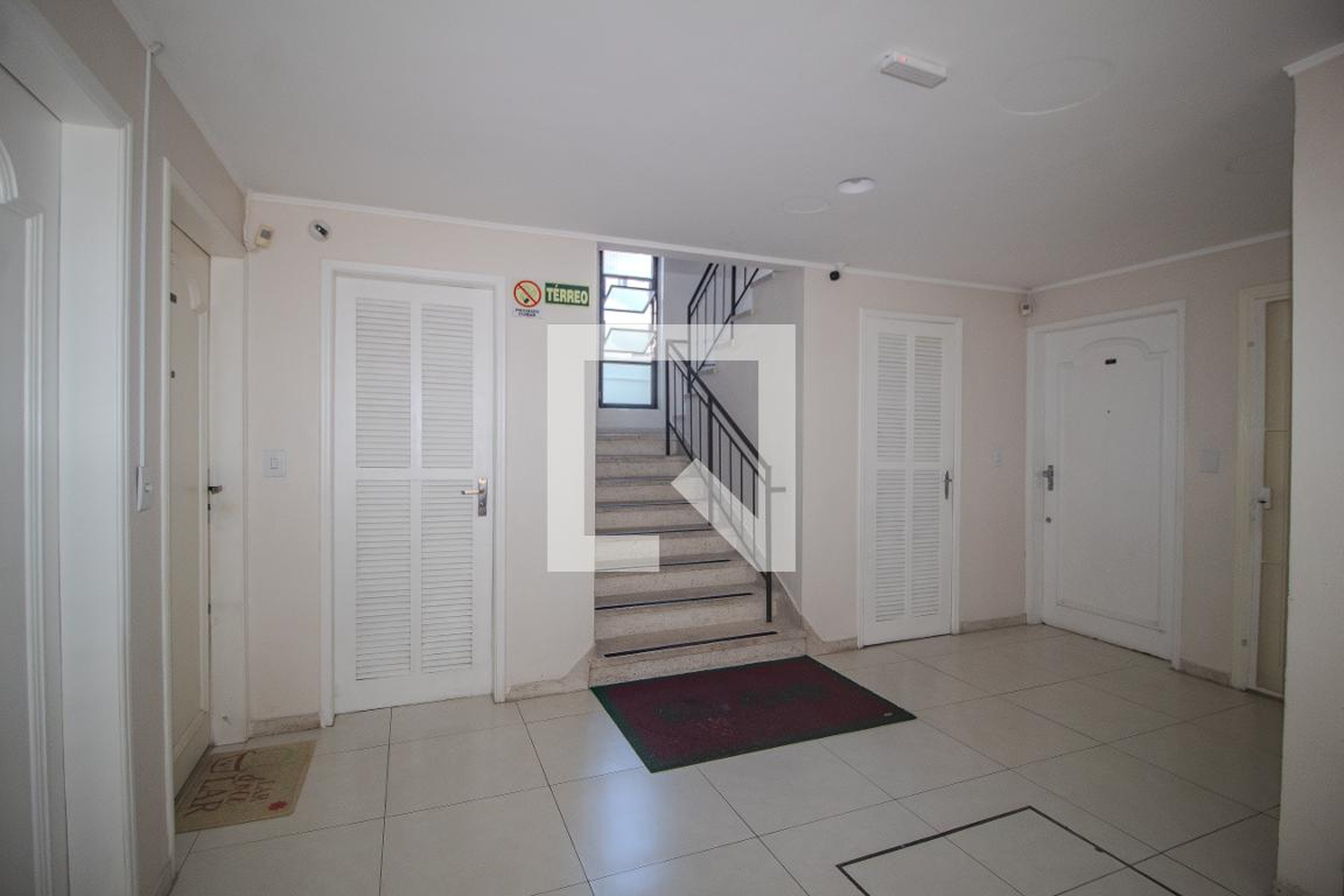 Hall de entrada - El Cid