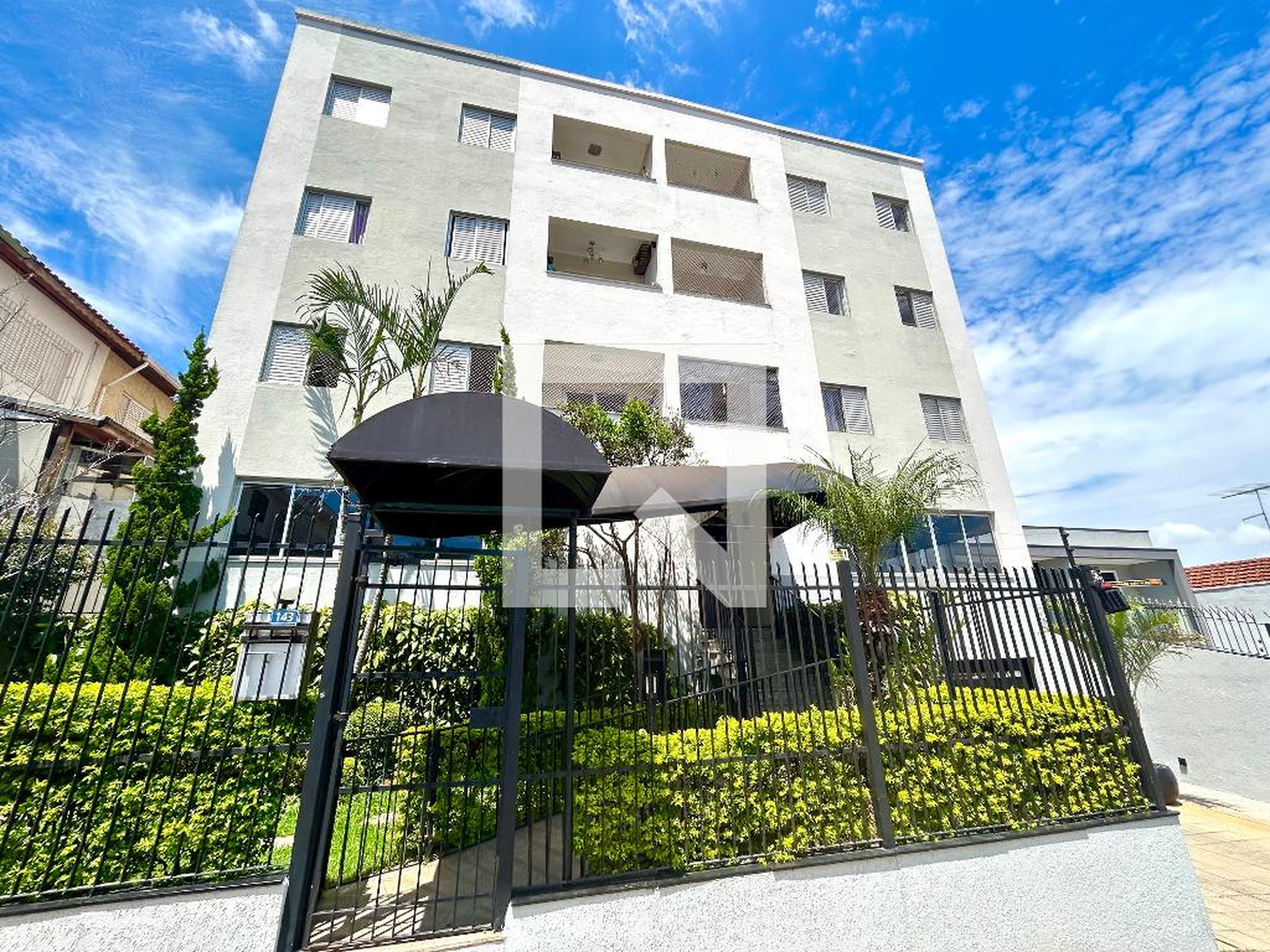 Fachada do Prédio Condomínio em Rua Santo Eugênio, 143