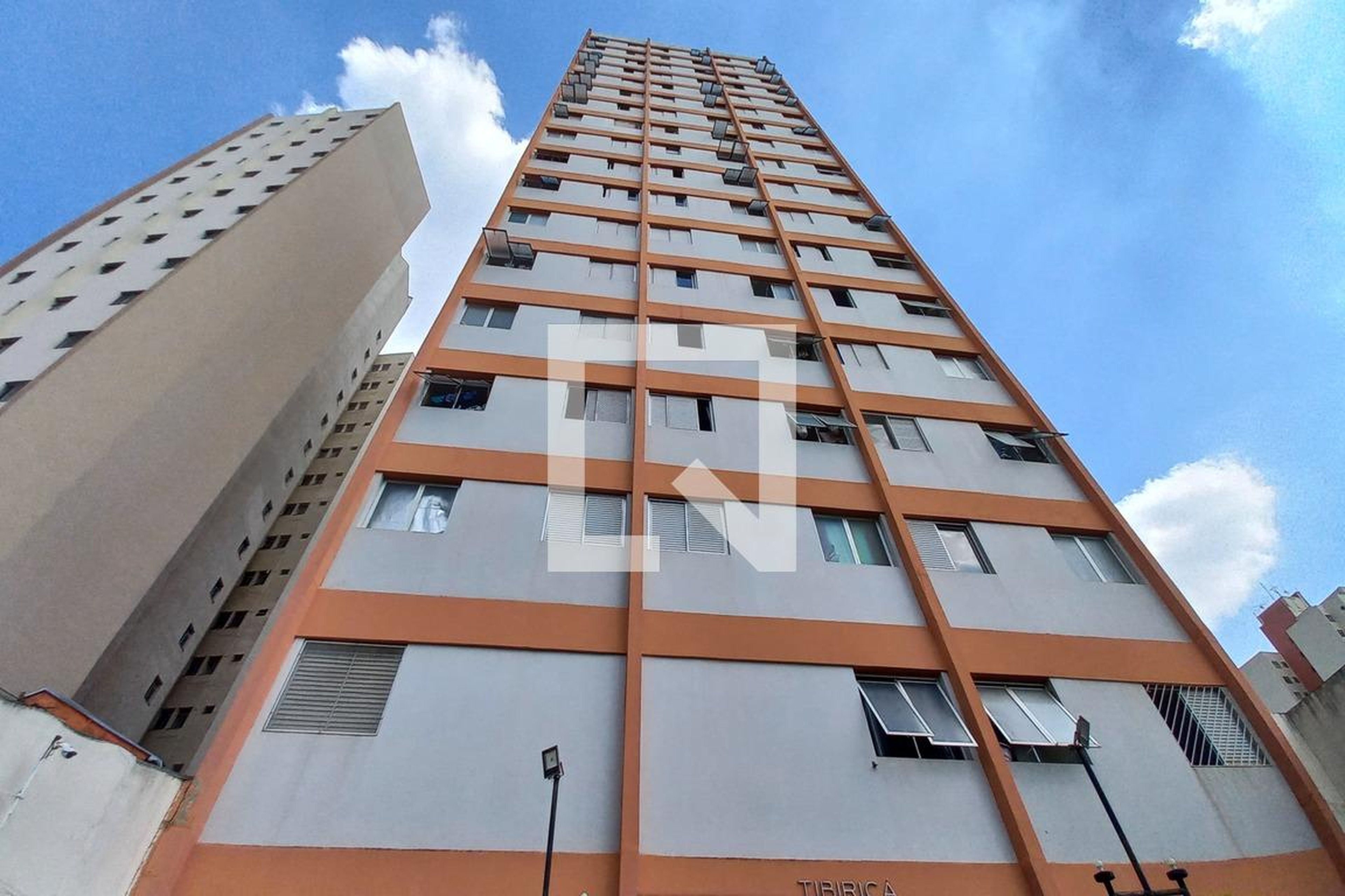 Fachada do Prédio Condomínio Tibiriça