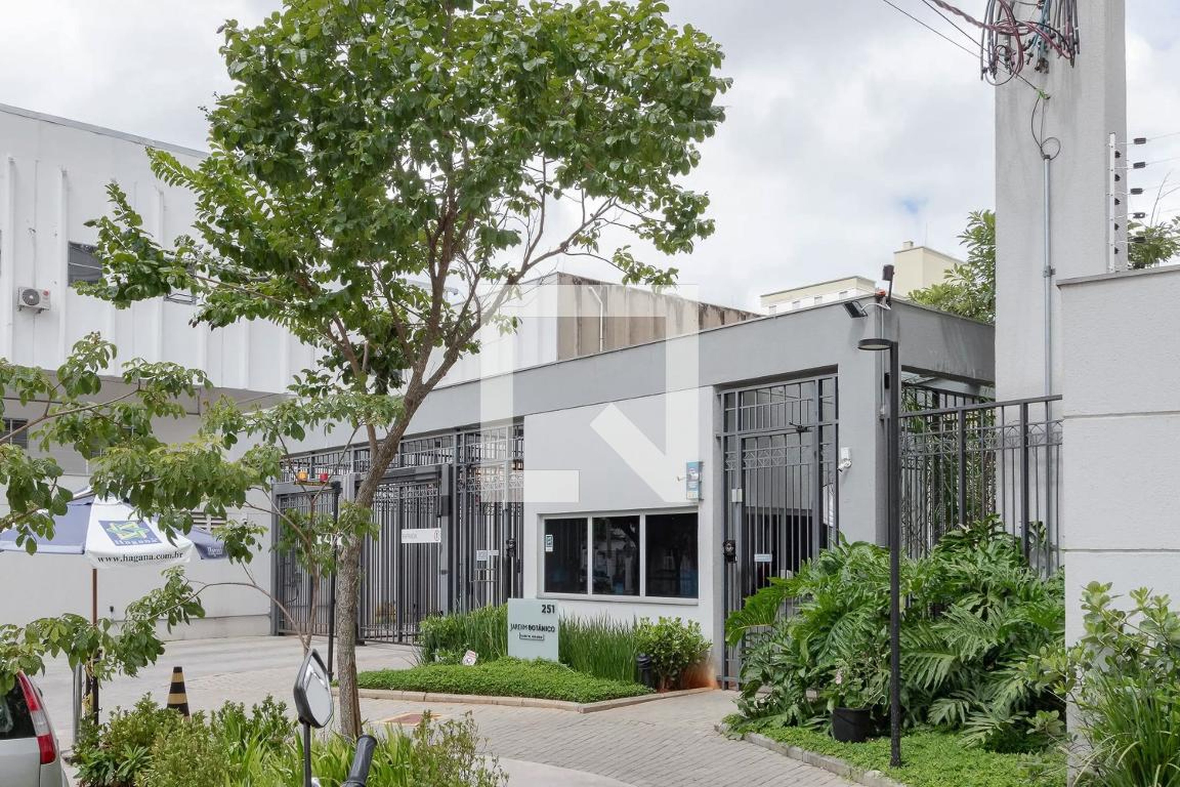 Fachada Condomínio Jardim Botânico