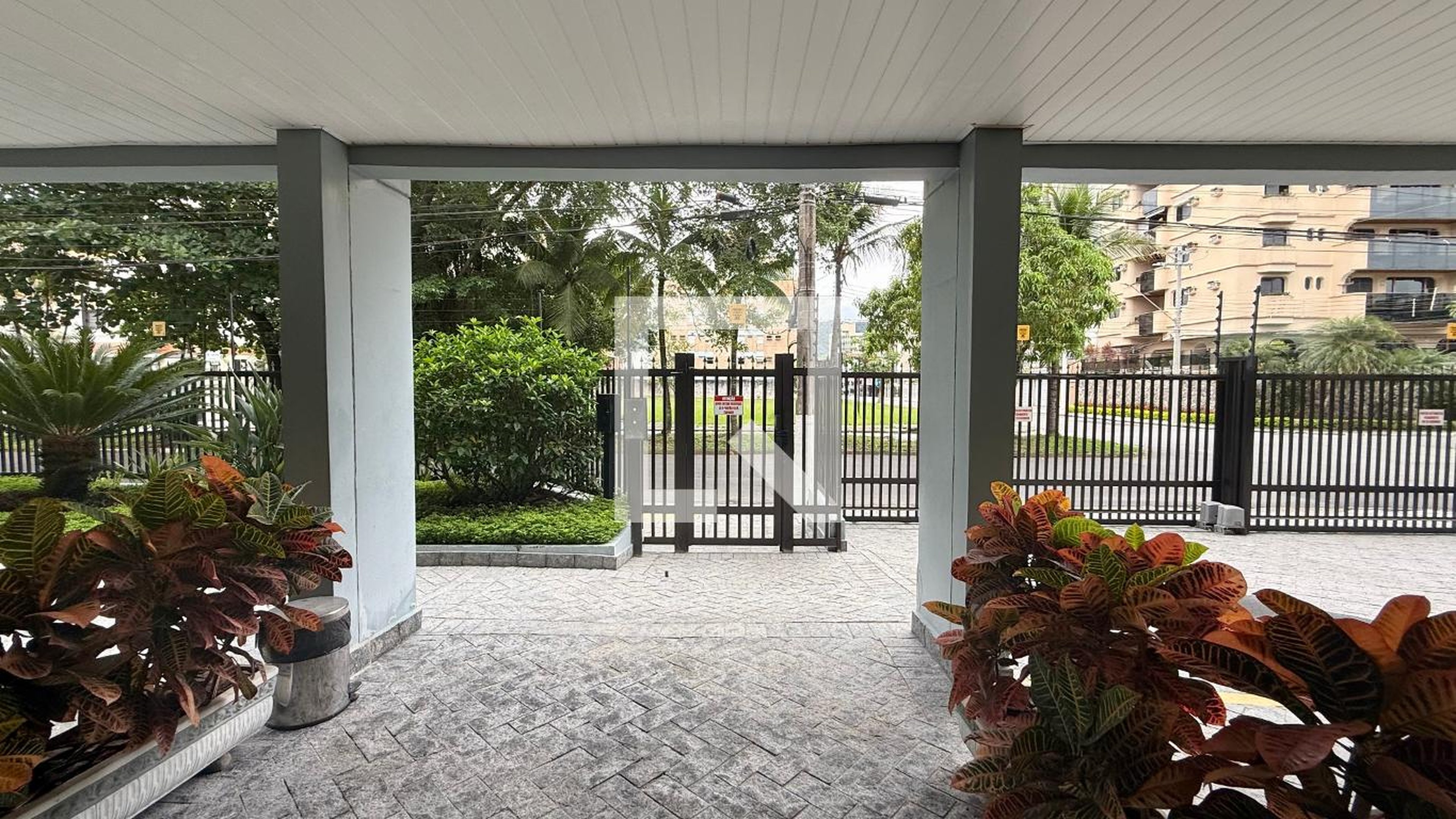 Fachada Condomínio em Avenida do Parque, 44