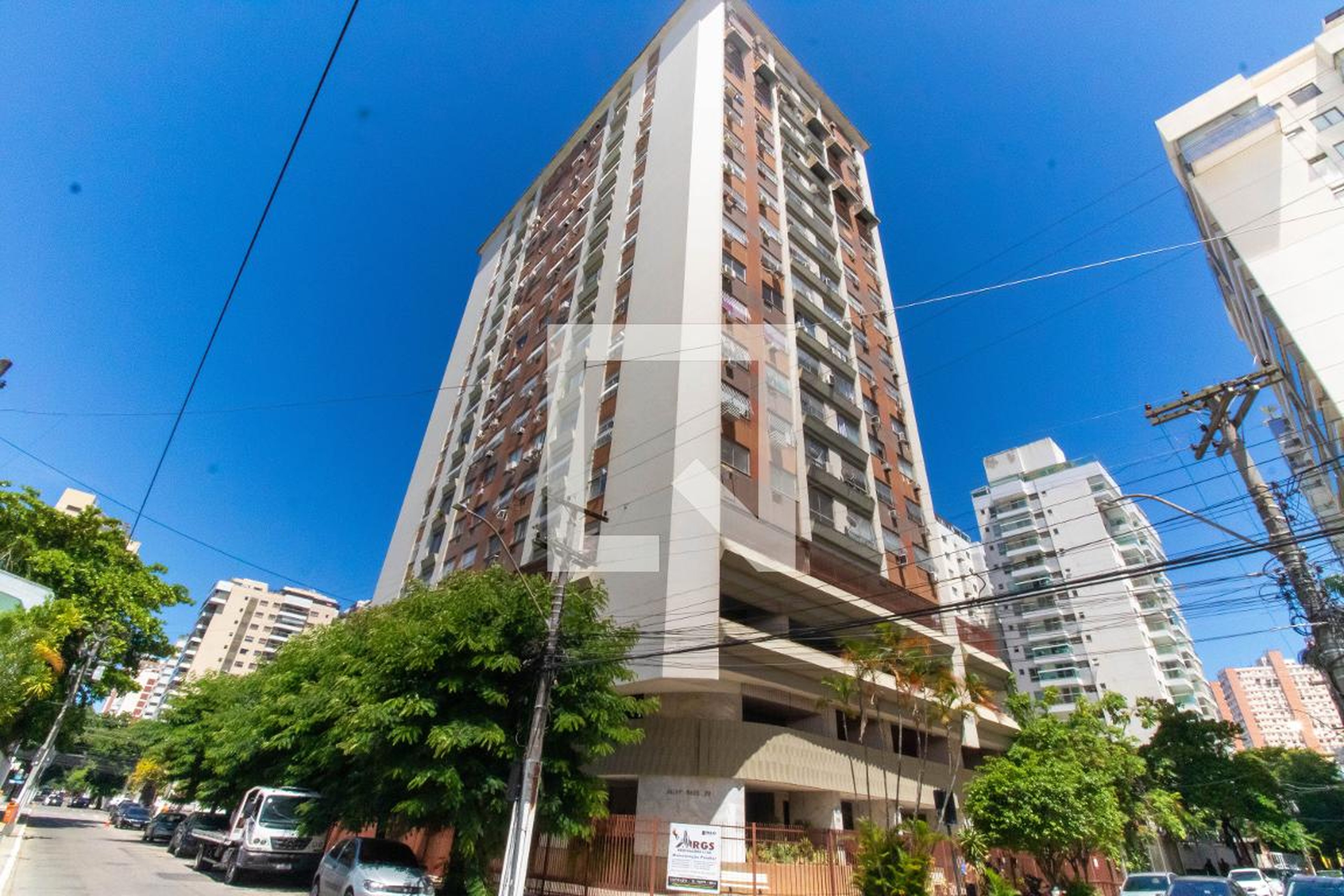 Fachada Condomínio Saint Paul