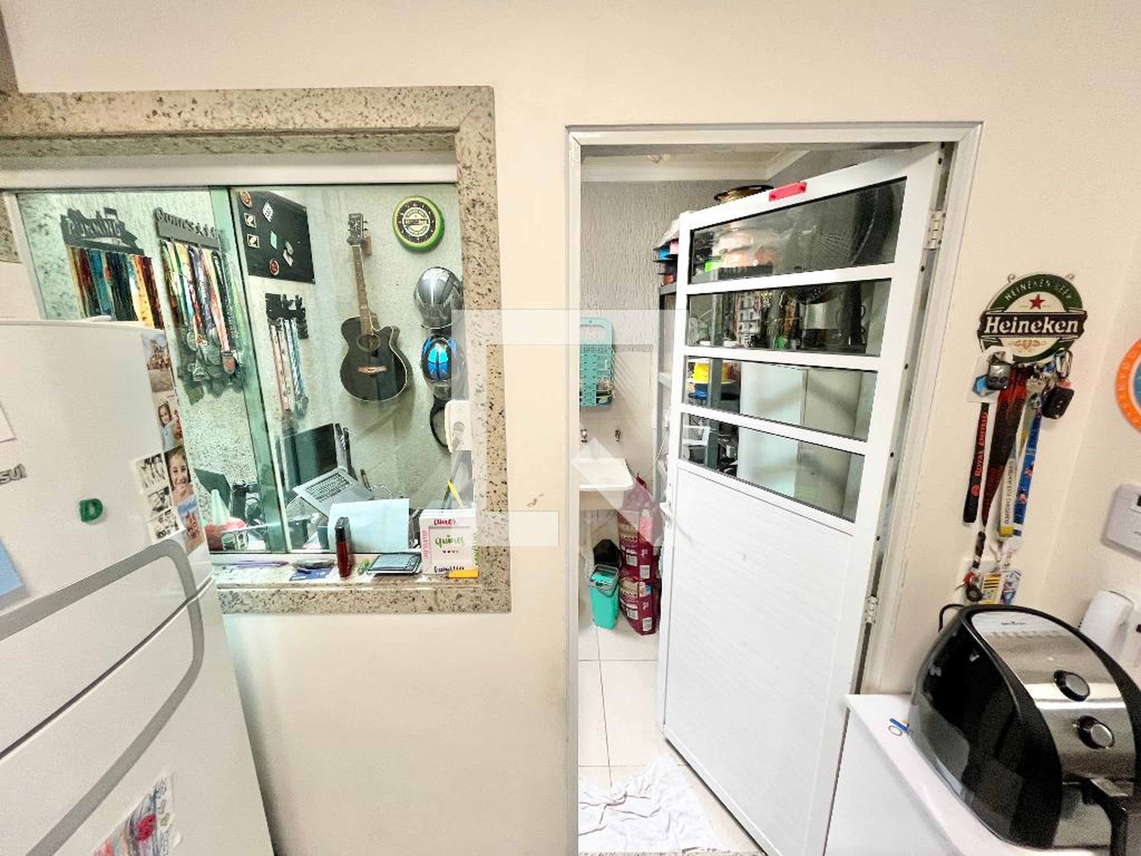 Entrada Condomínio em Rua José de Albuquerque Medeiros, 739