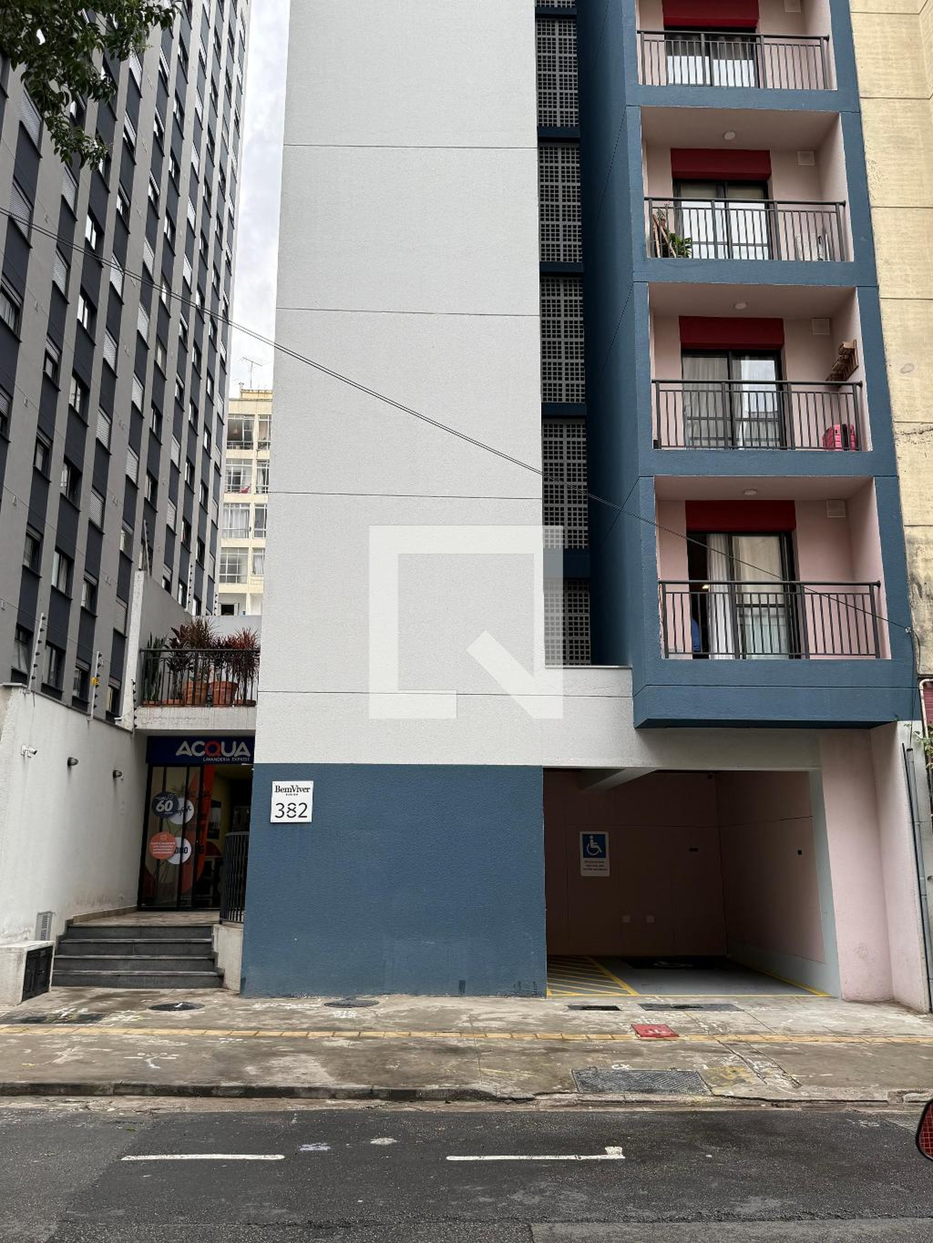 Fachada Condomínio em Rua General Jardim, 320