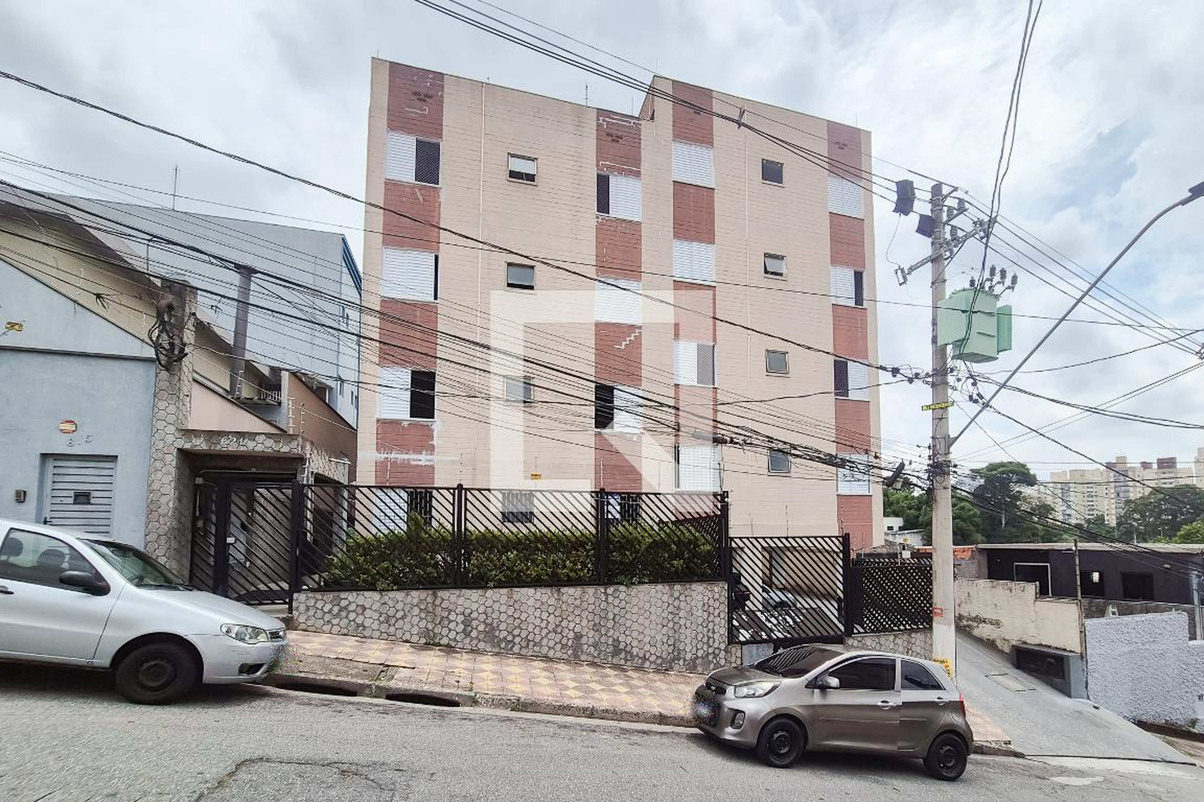 Fachada do Prédio Edifício July