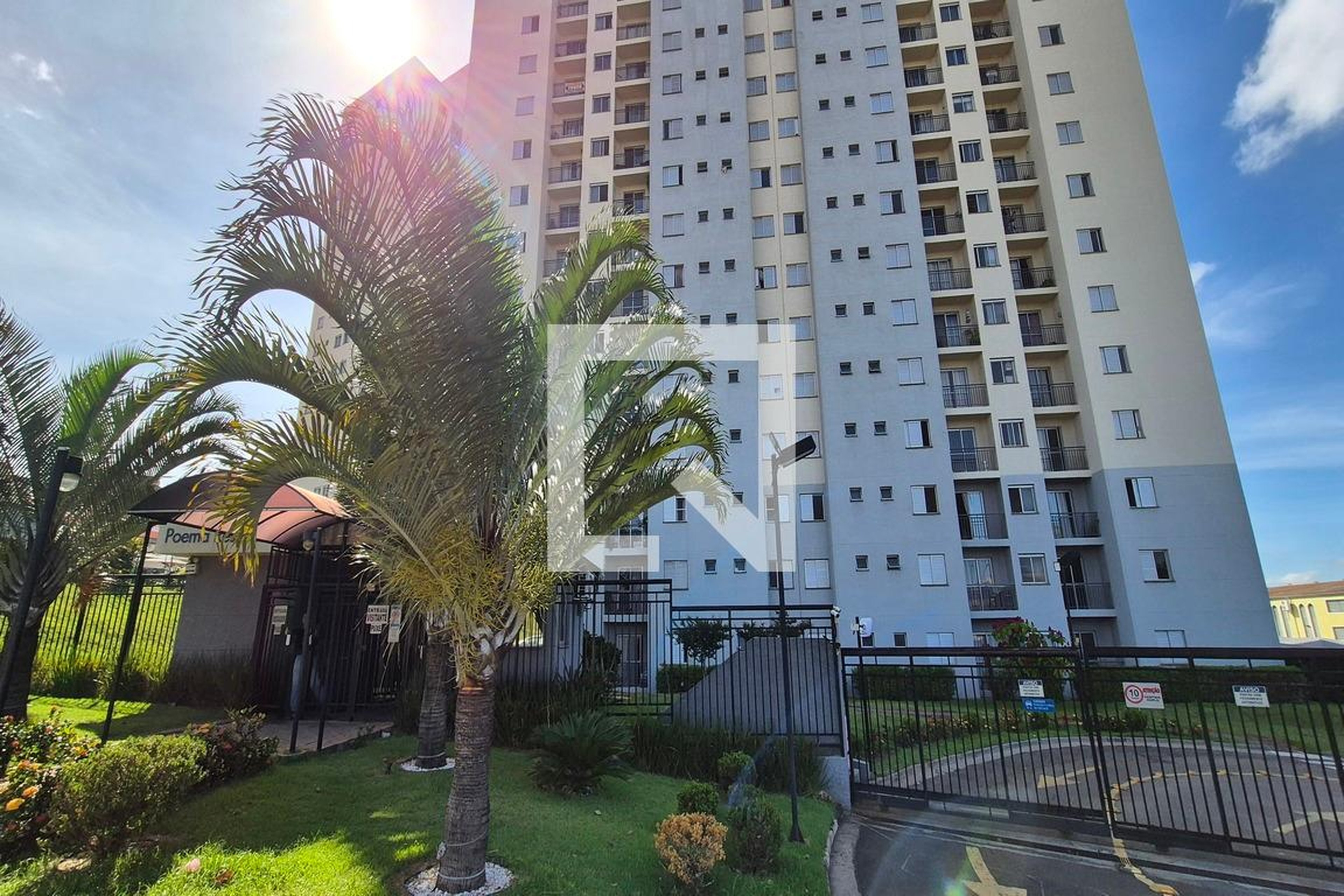 Fachada do Prédio Condomínio Poema