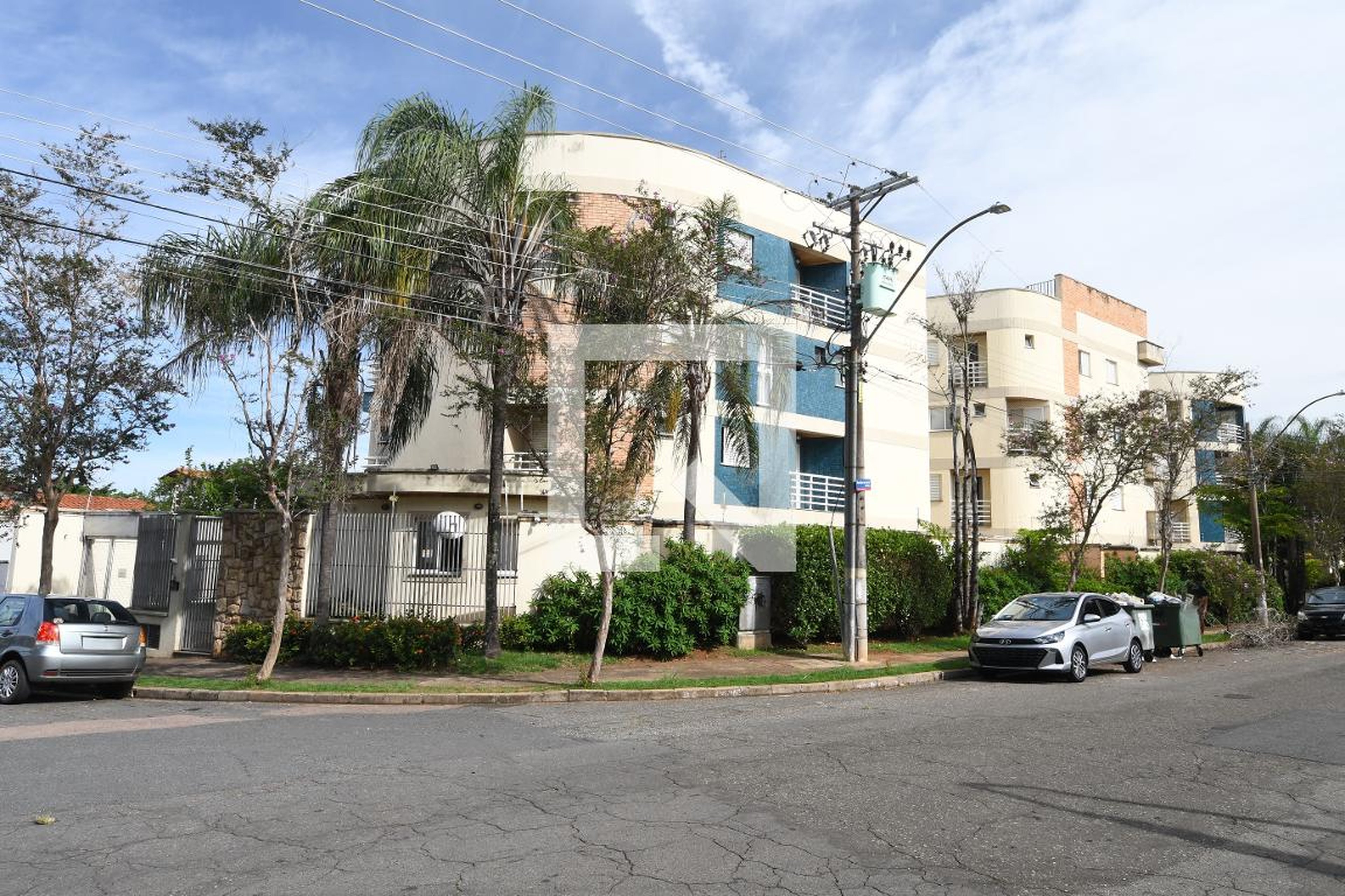 Fachada do Prédio Condomínio Duplex Barão Geraldo