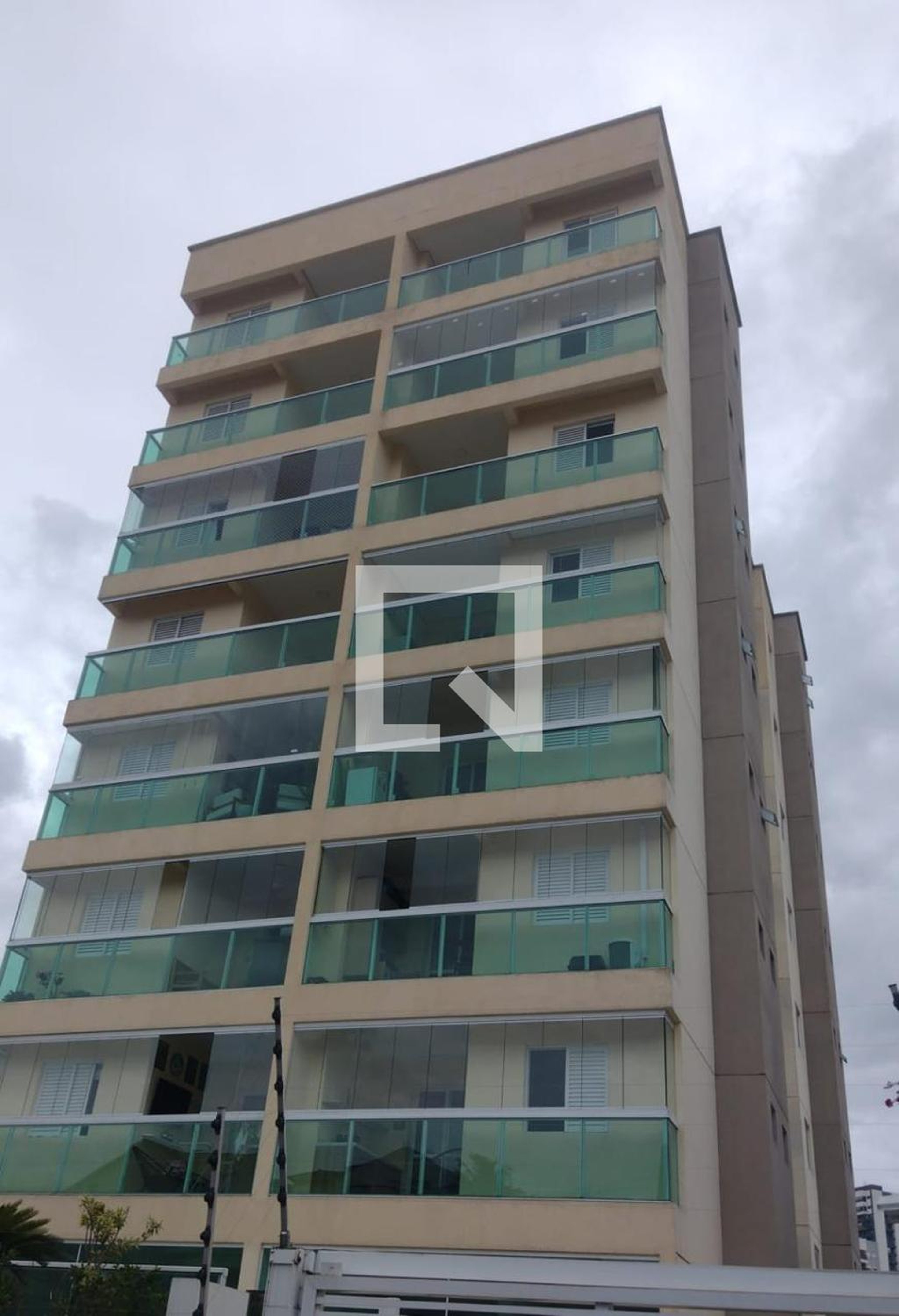 Fachada Condomínio em Rua Ladário, 423