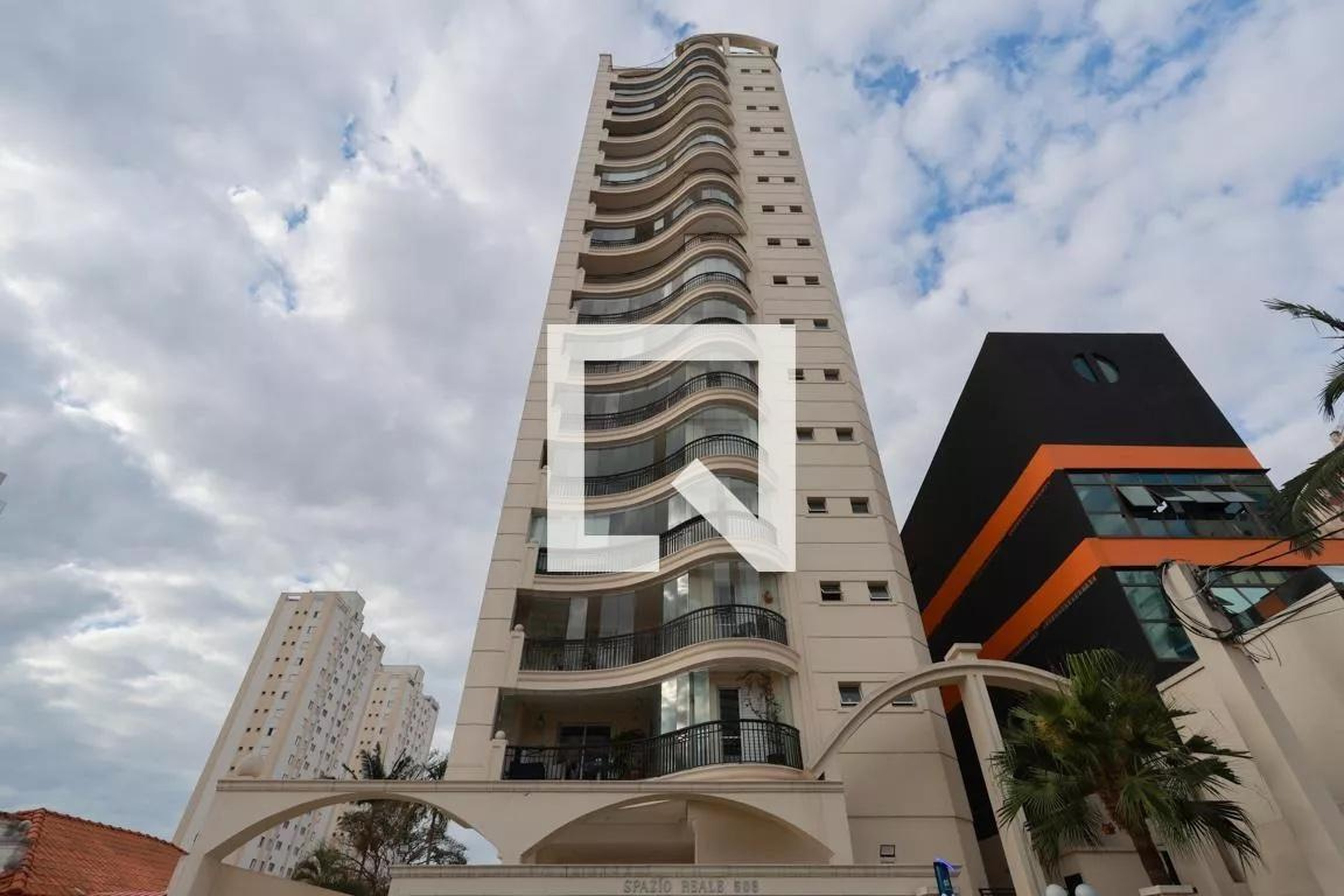 Fachada Condomínio Spazio Reale