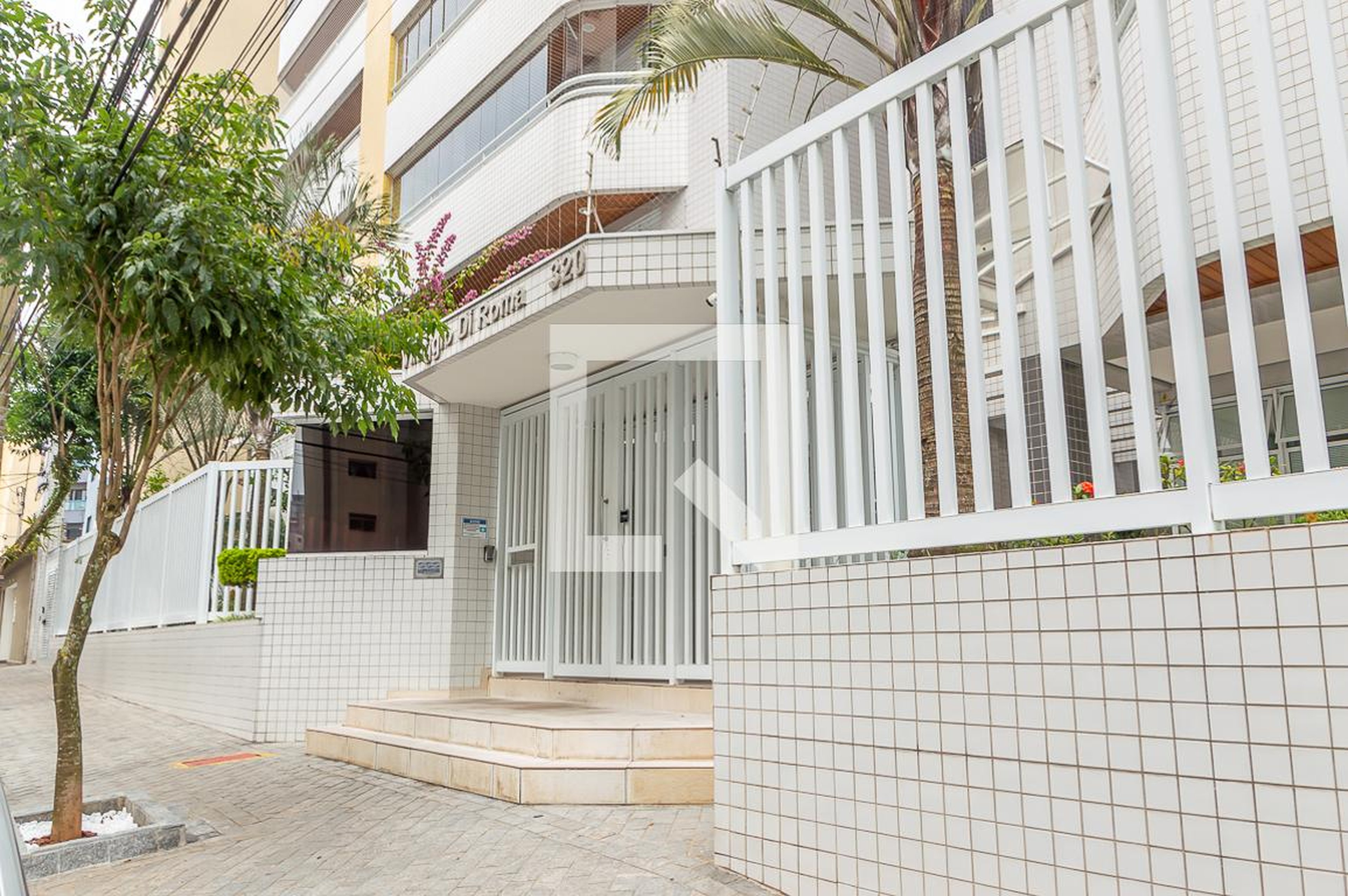 Fachada Condomínio Gonçalves Dias