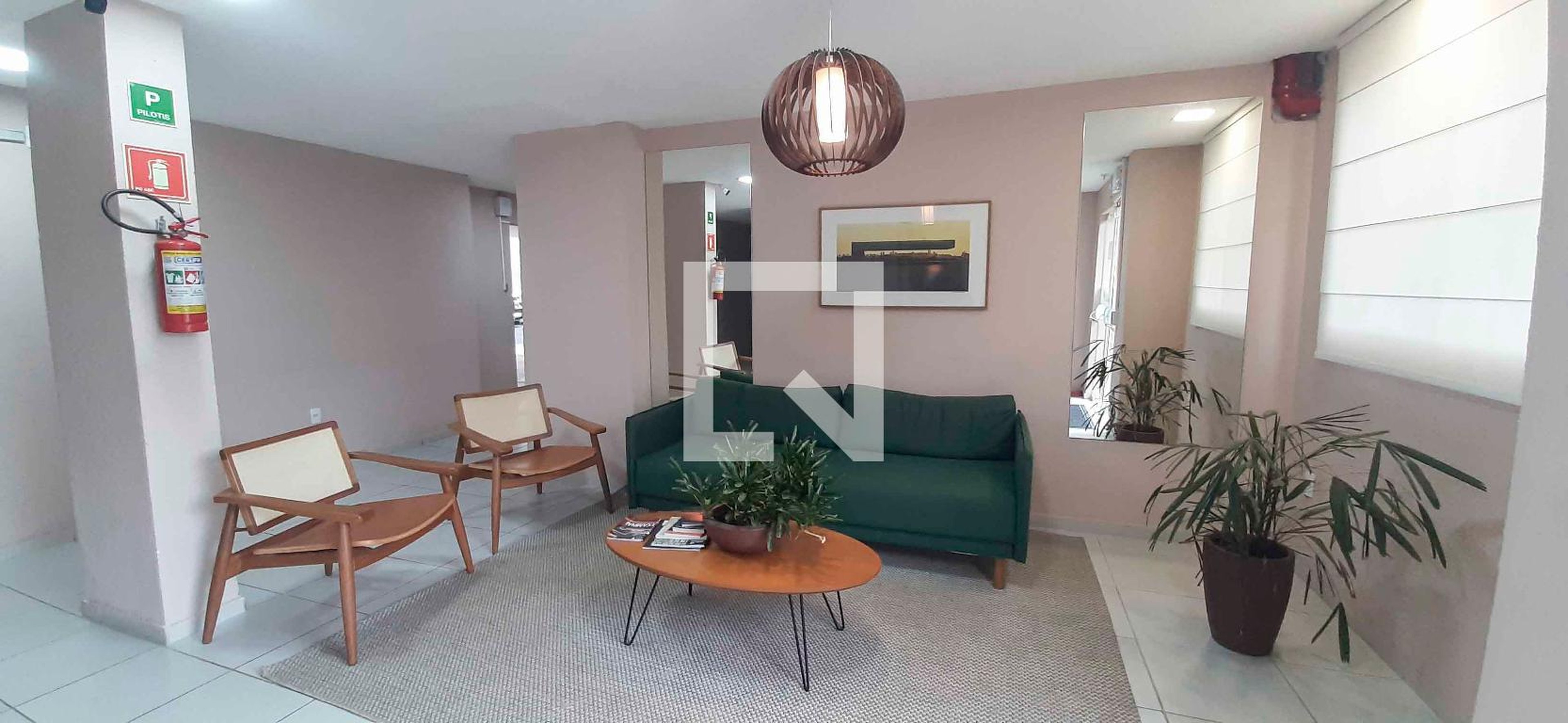 Hall de Entrada - Araucária  Reserva Raposo