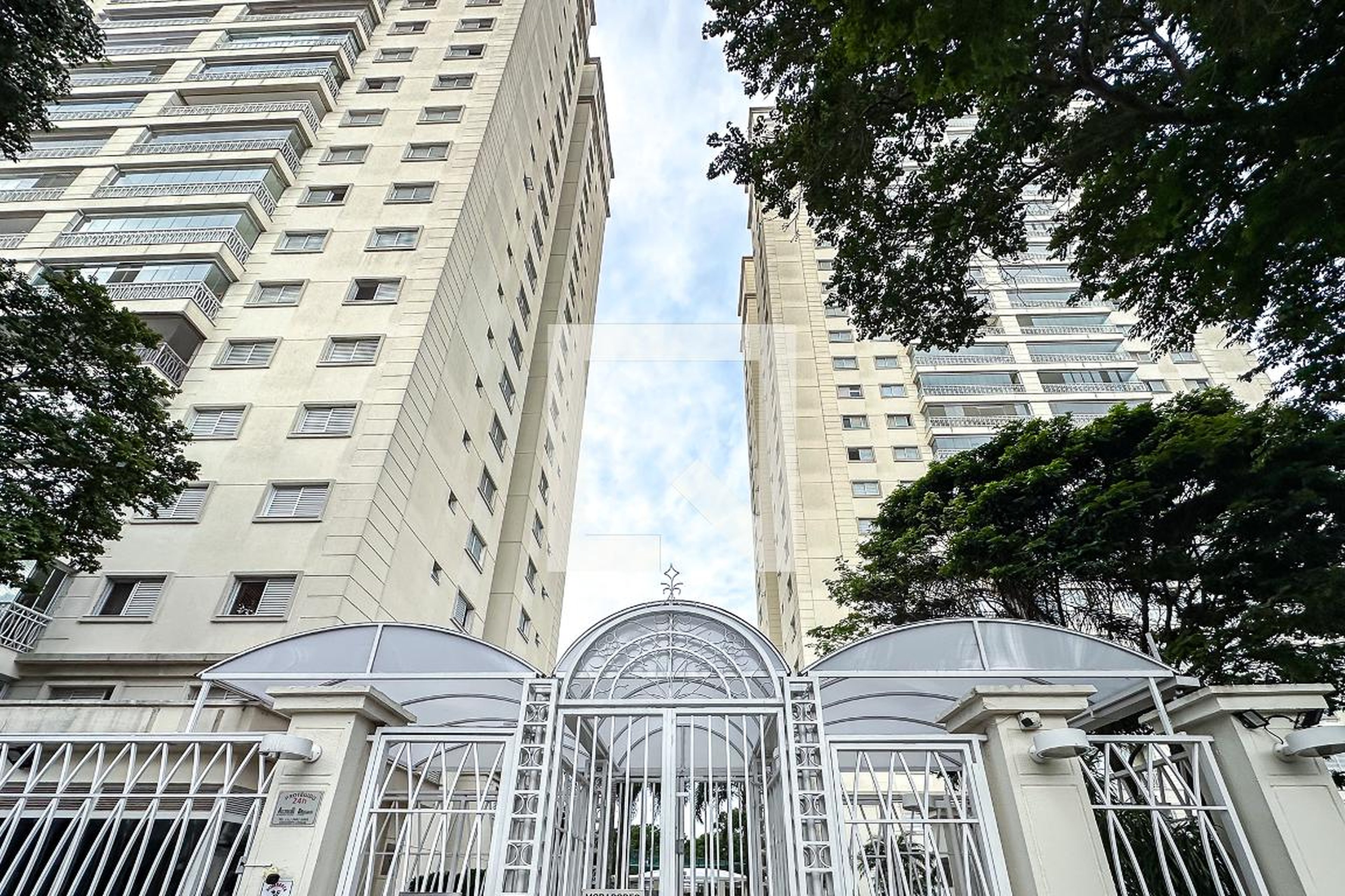 Fachada Condomínio Verdes Praças