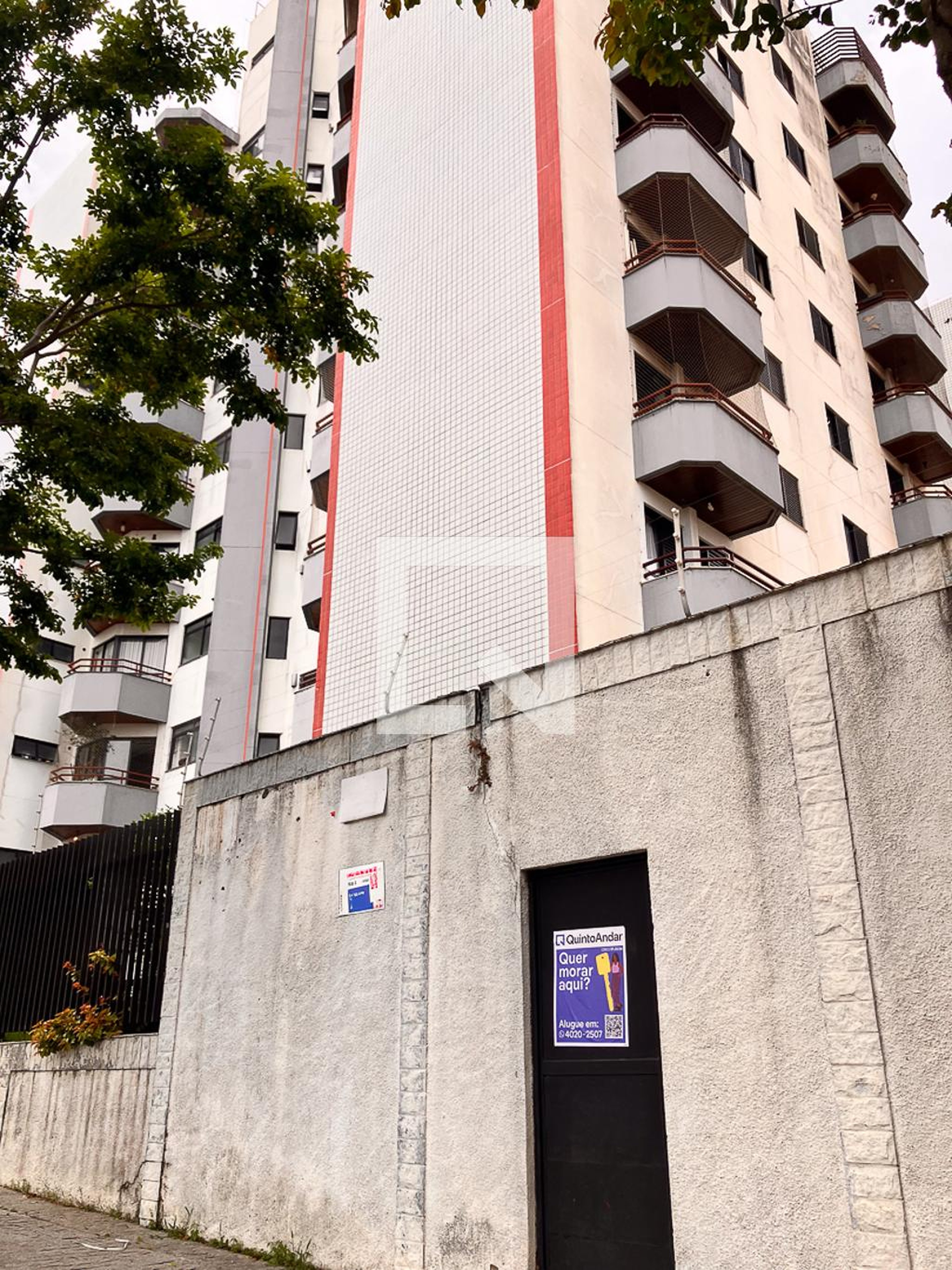 Fachada Residencial Alpina I