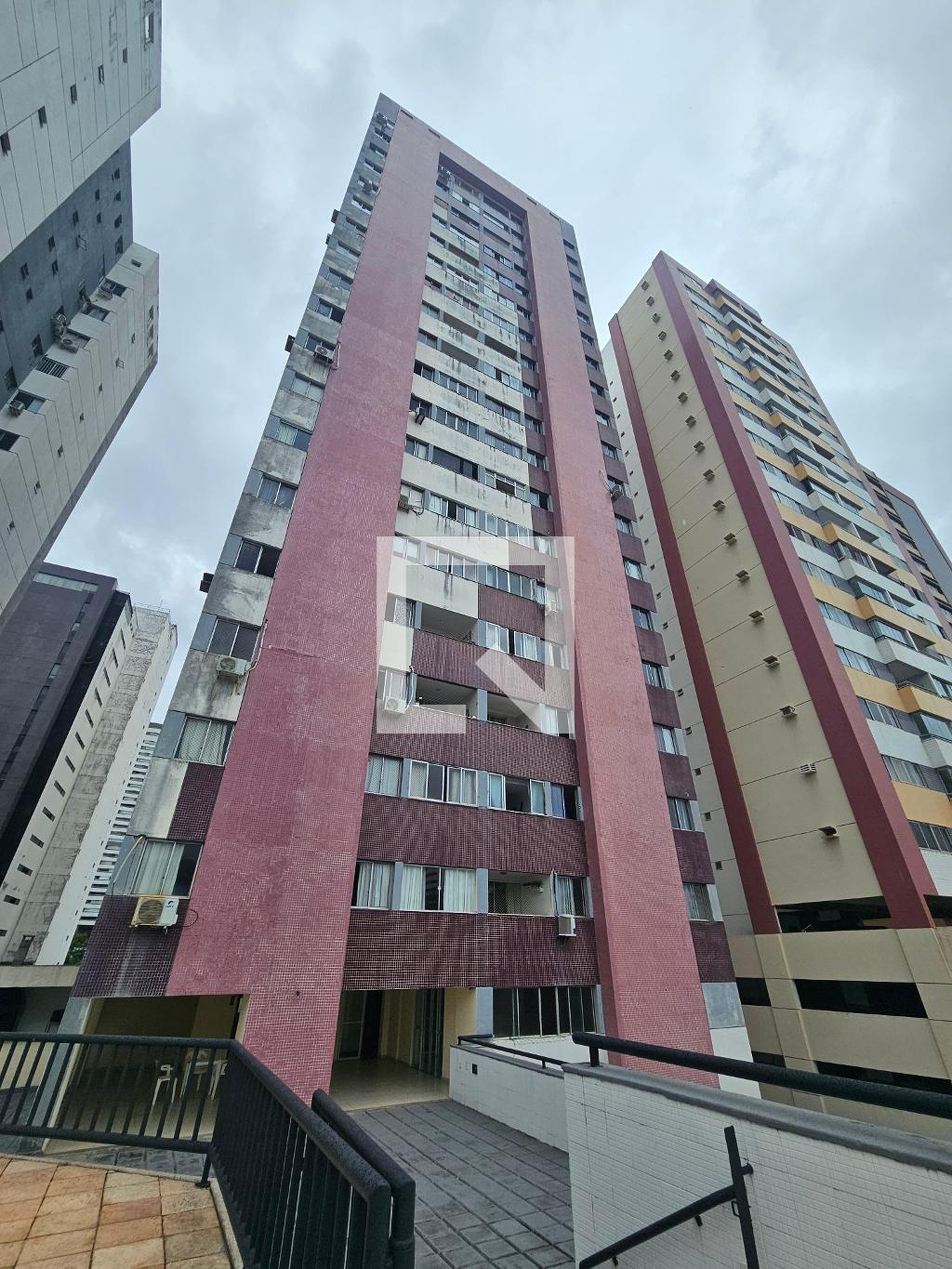 Fachada do Prédio Condomínio Ed. Costa Leste