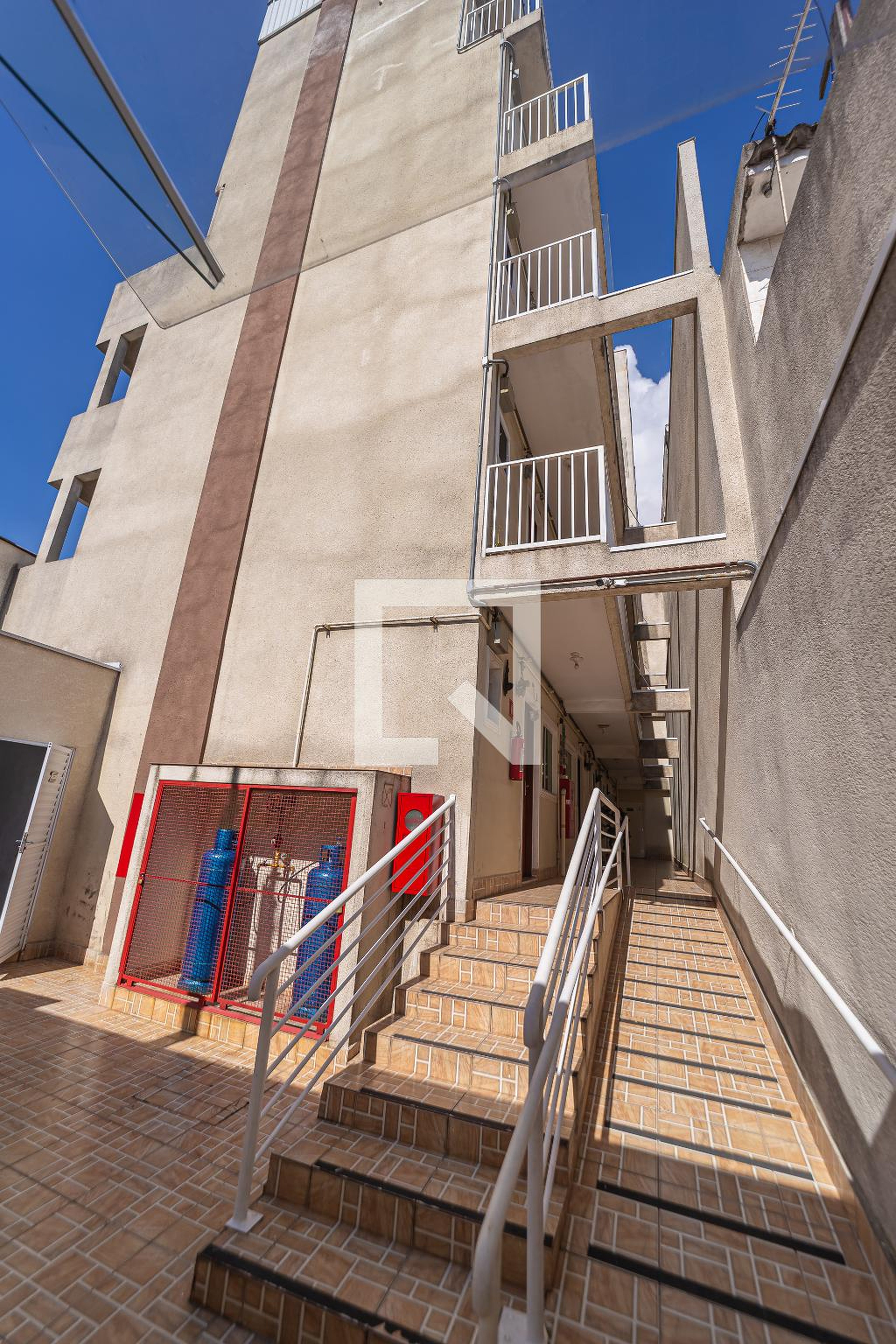 Área comum - Adonai