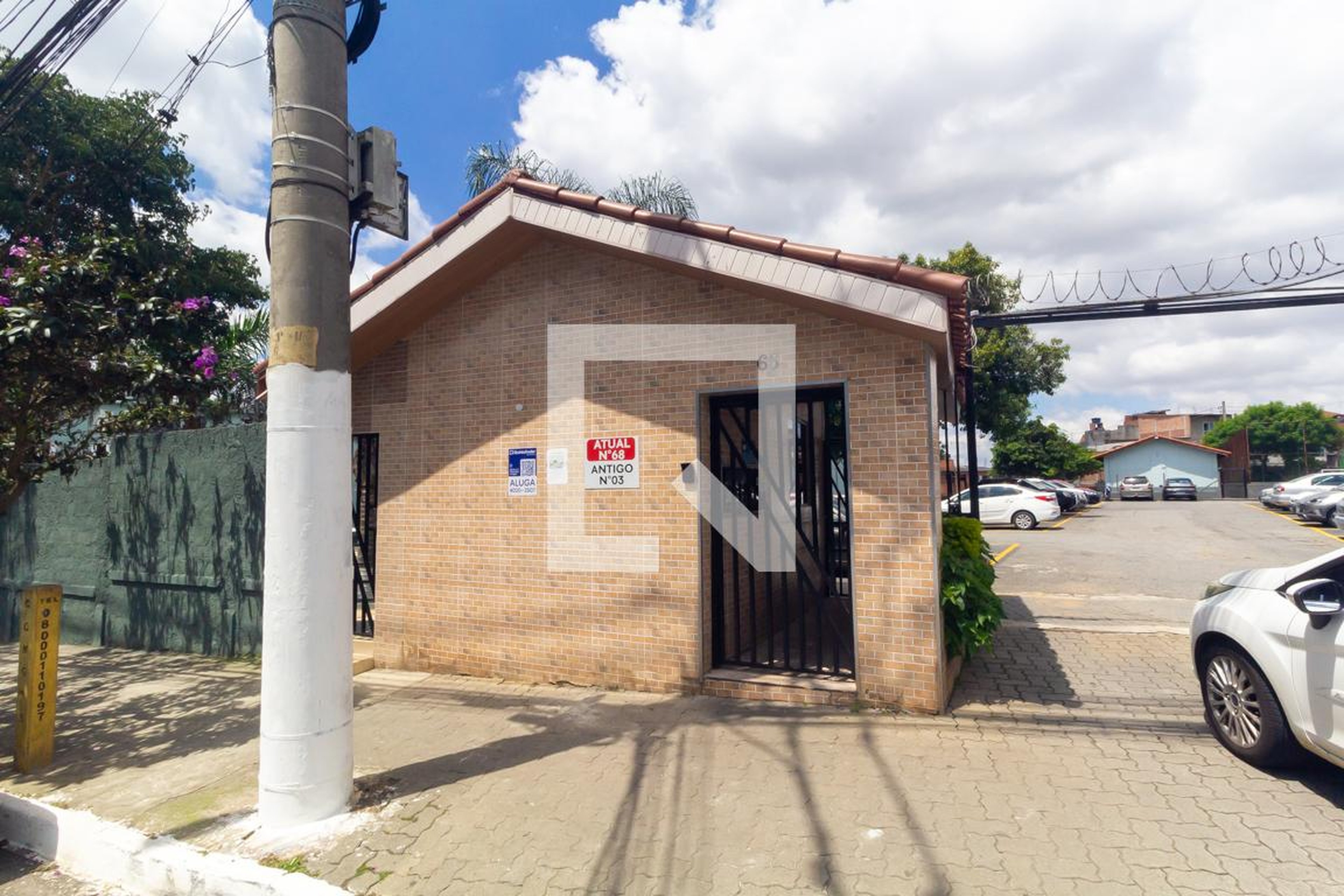 Fachada Condomínio em Rua Charles Best, 68