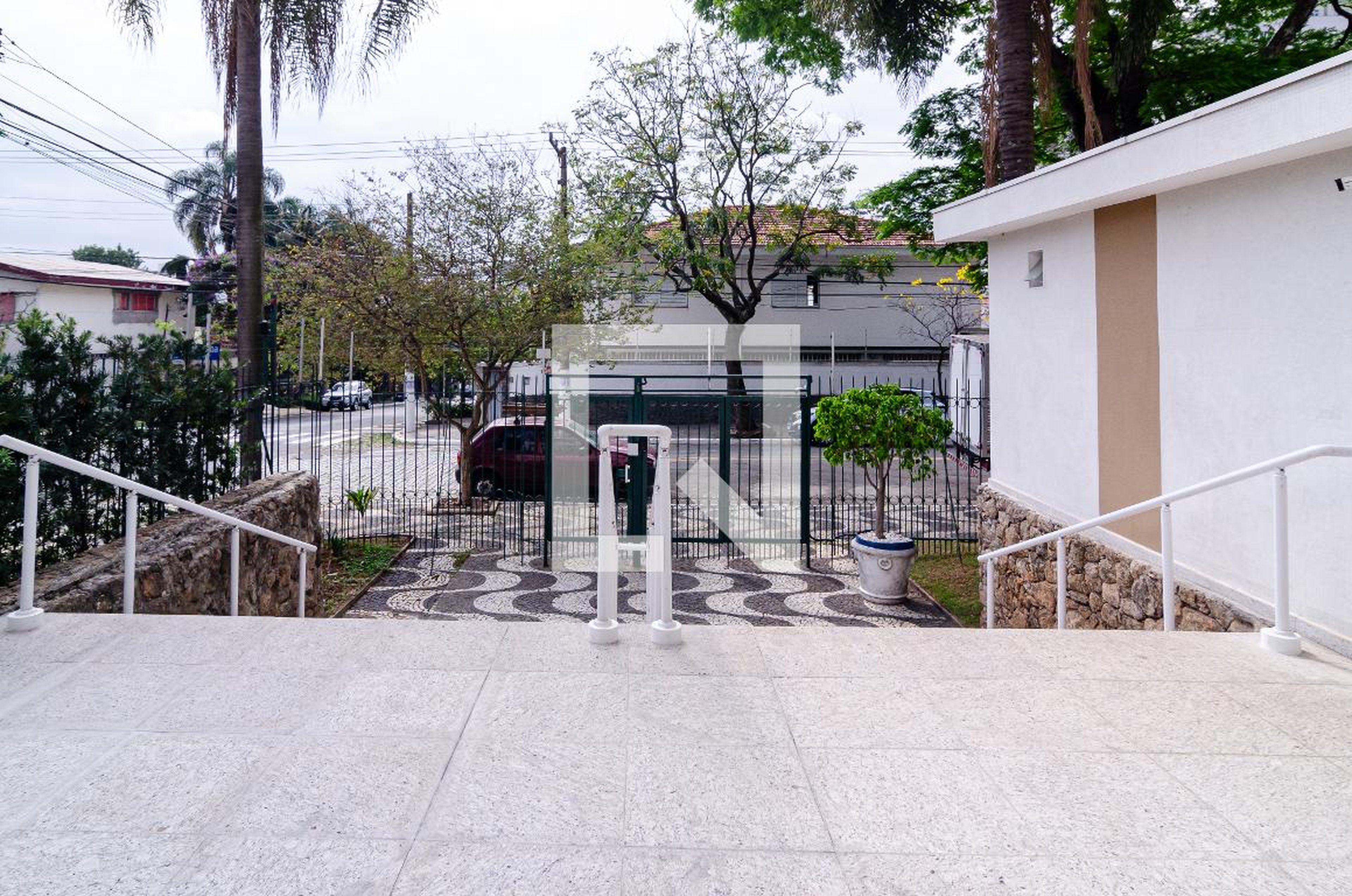 Entrada - Maison Des Alpes