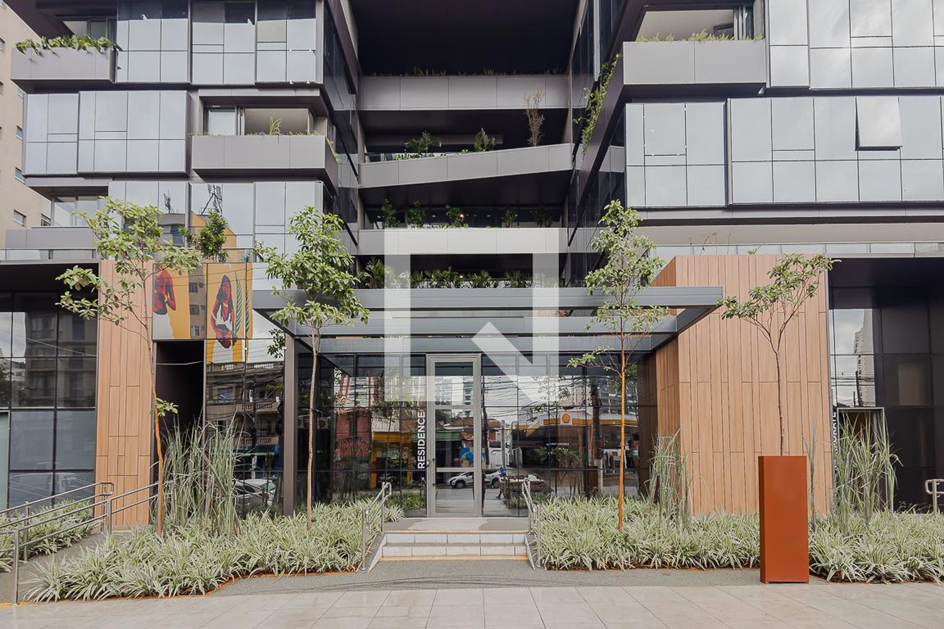 Fachada Condomínio 737 Pedroso