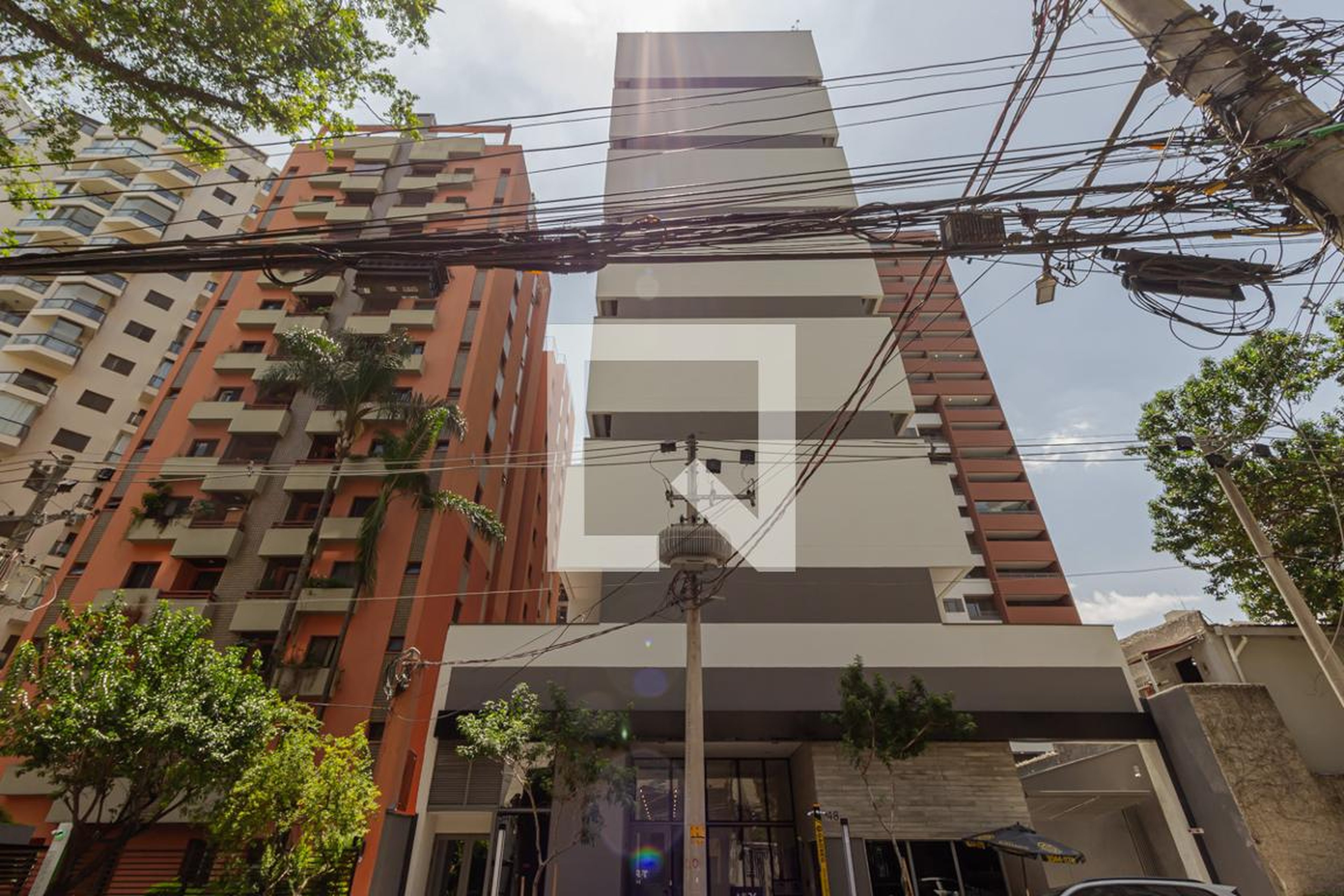 Fachada Condomínio em Rua Doutor Fadlo Haidar, 53