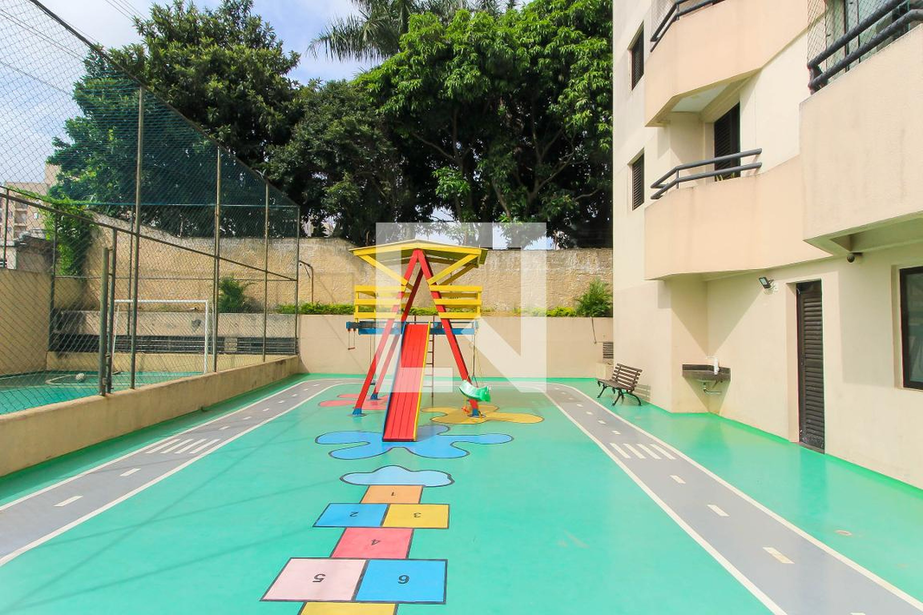 Playground - Edifício Cláudia